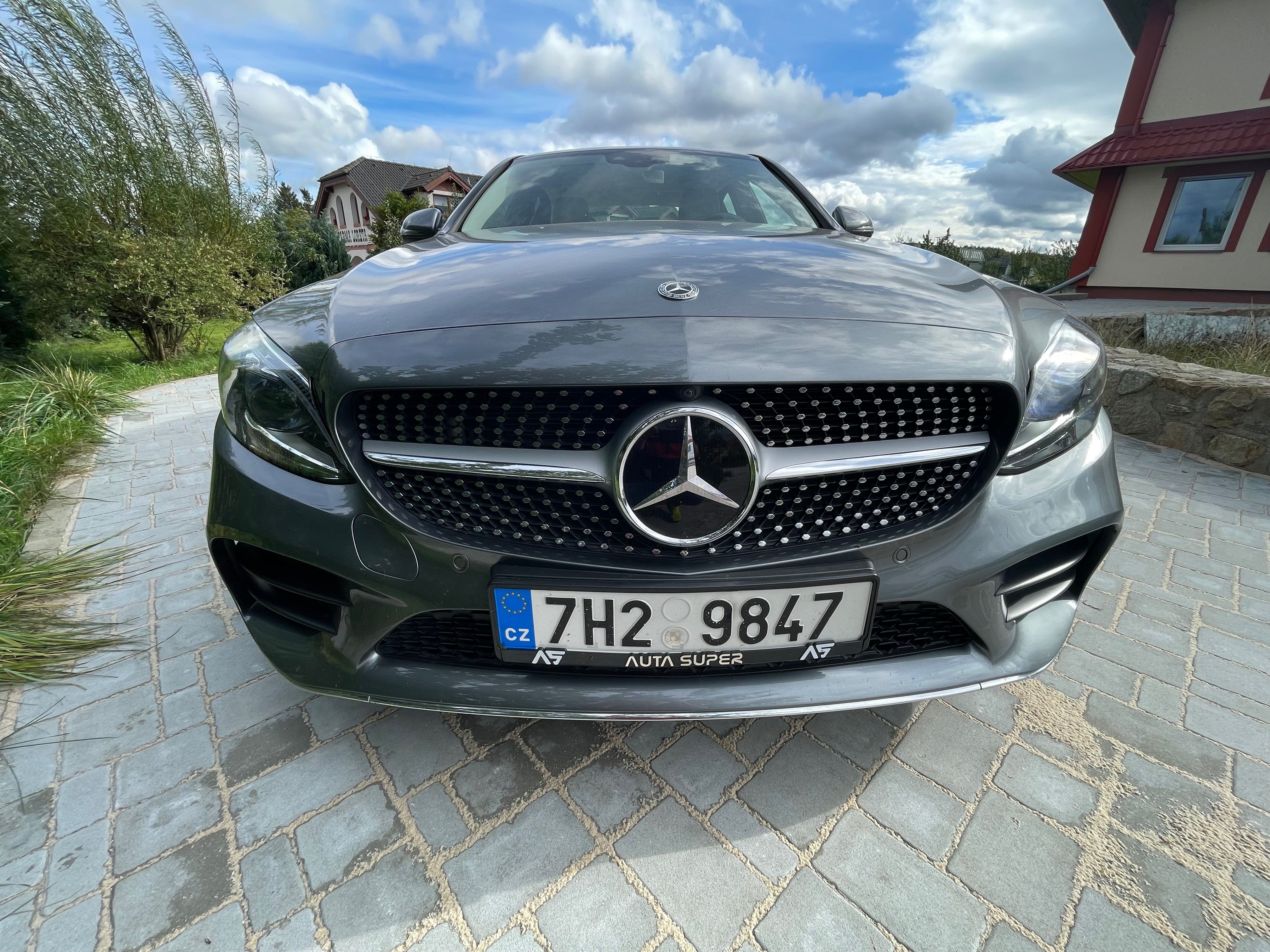 Mercedes-Benz Třídy C, Mercedes Benz C300 AMG