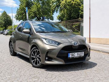 Toyota Yaris Hybrid 1.5 e-CVT