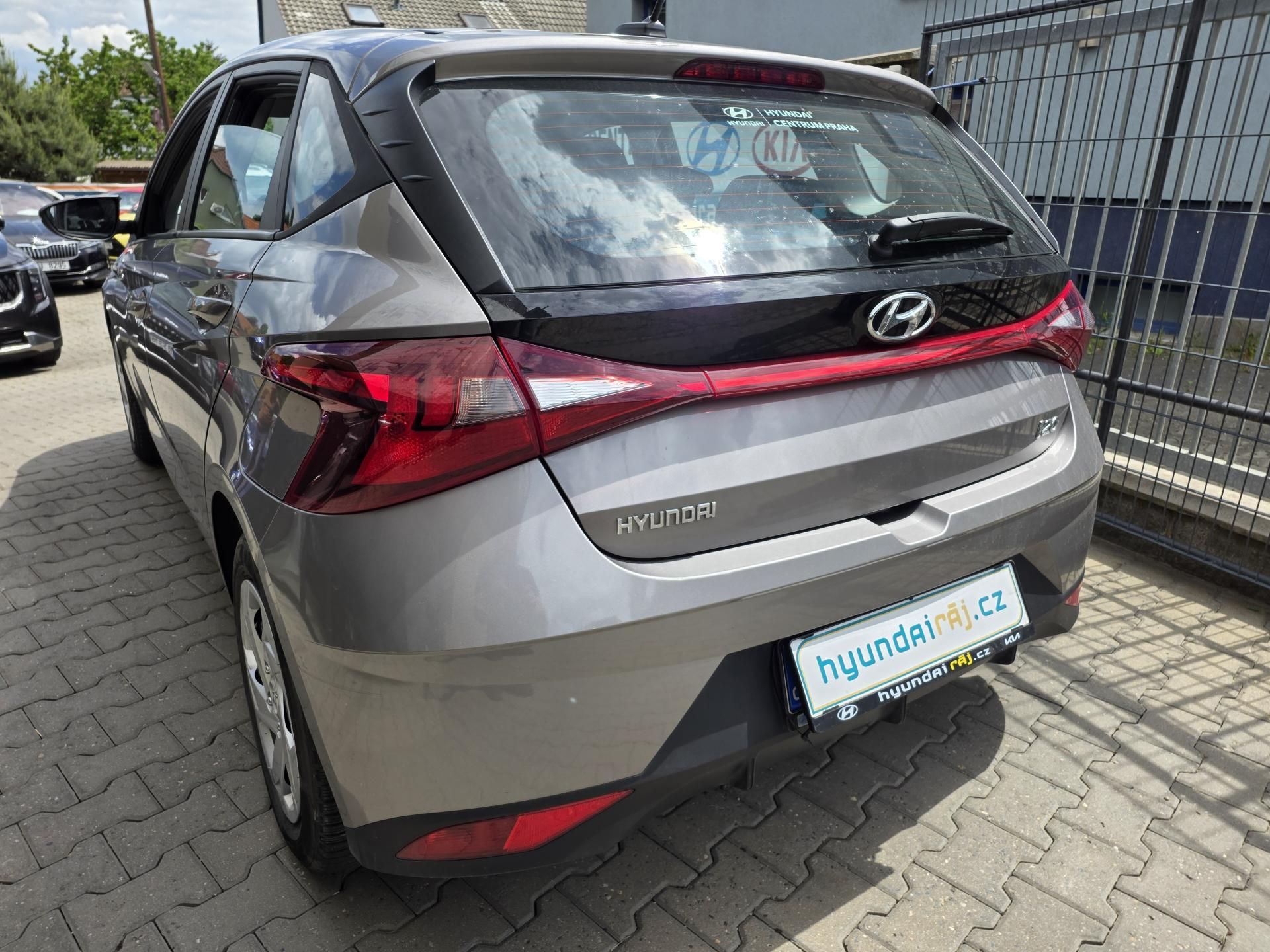 Hyundai i20, 1.2-1.MAJ-TEMPOMAT-KLIMA - fotka 6