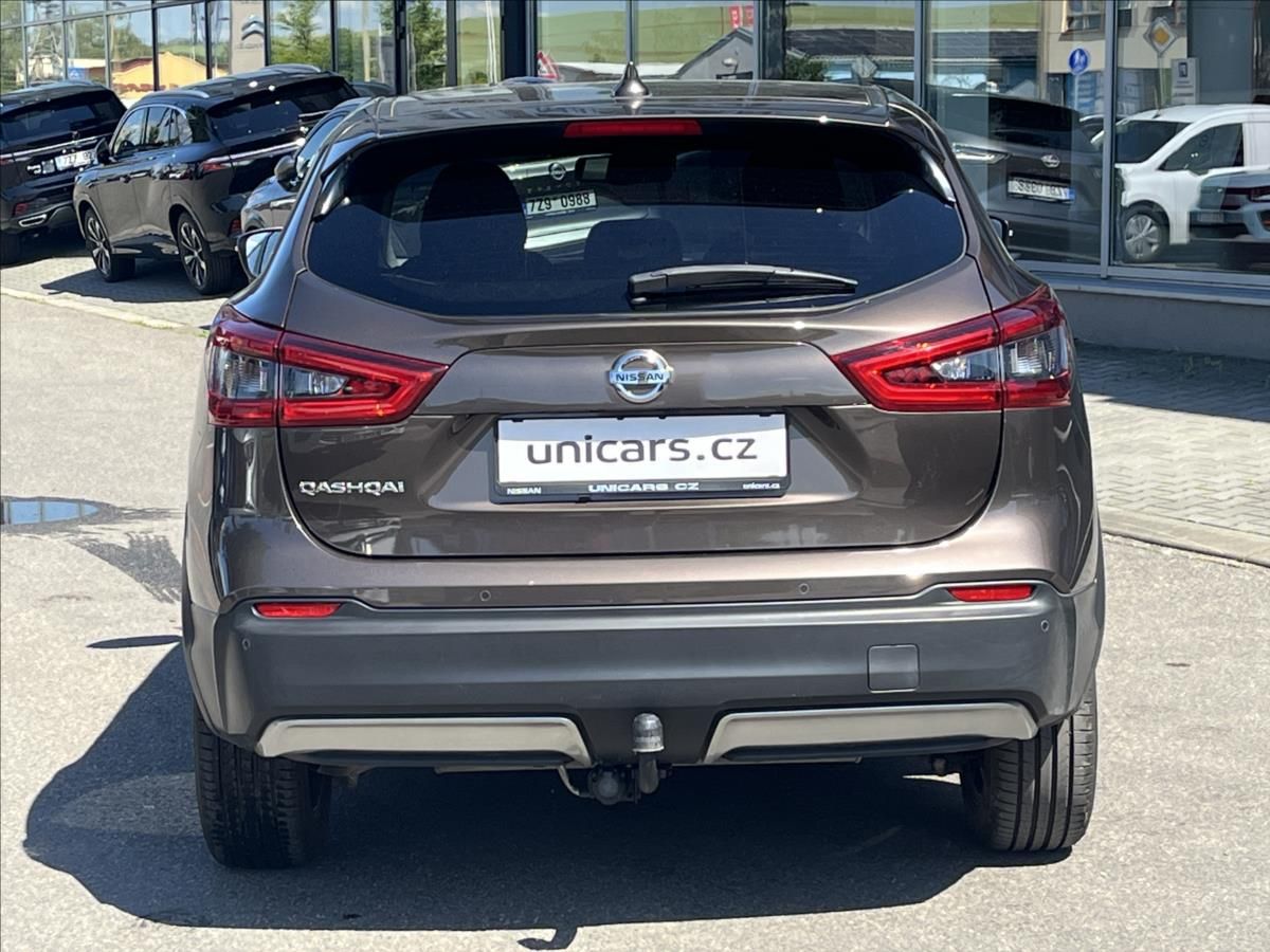 Nissan Qashqai, 1,3 DIG-T  N-Connecta - fotka 6