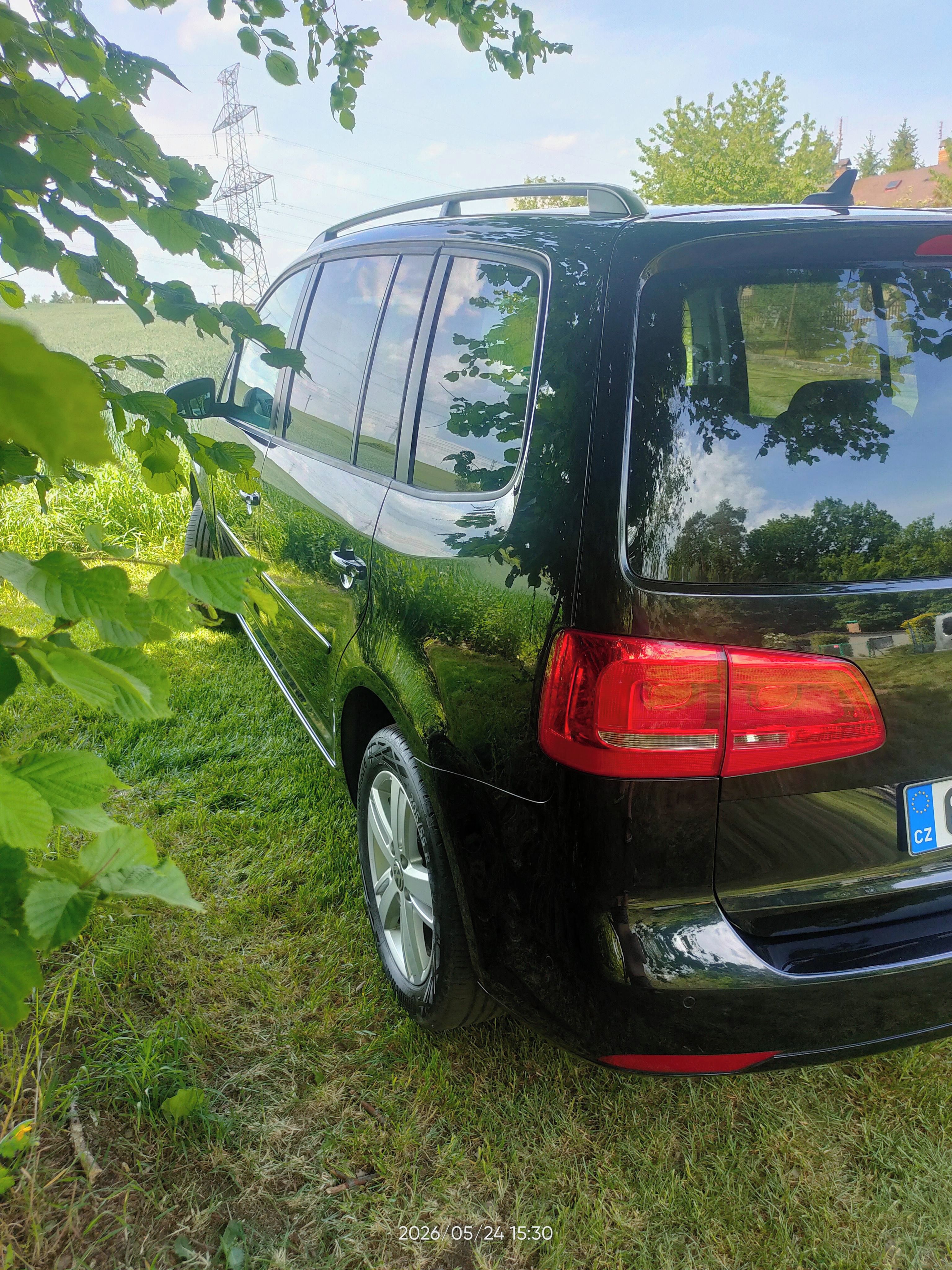Volkswagen Touran, 1.6tdi 77kw webasco serviska - fotka 4