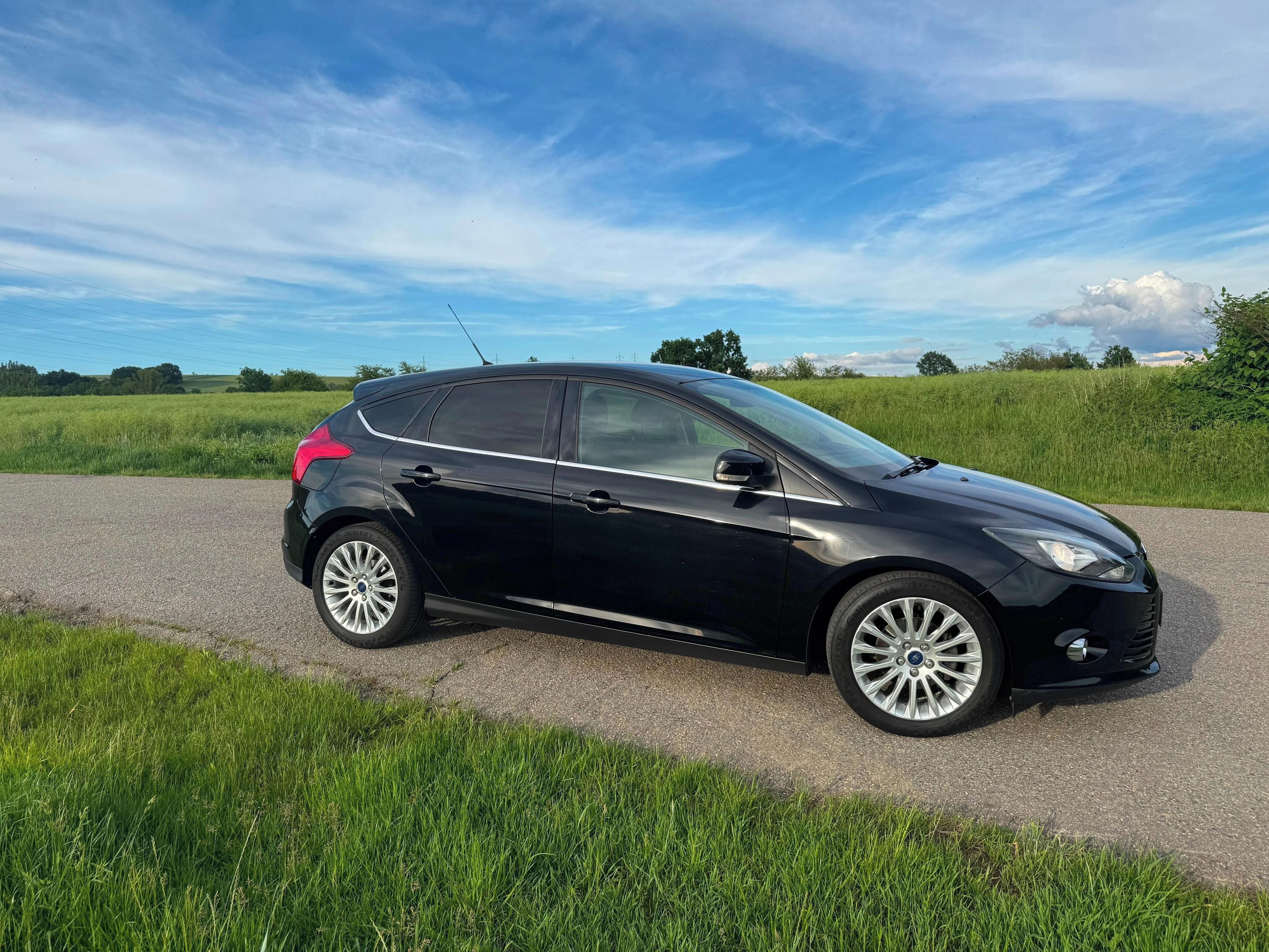Ford Focus, Titanium 1.6TDCI,85kW 1.maj.ČR - fotka 3