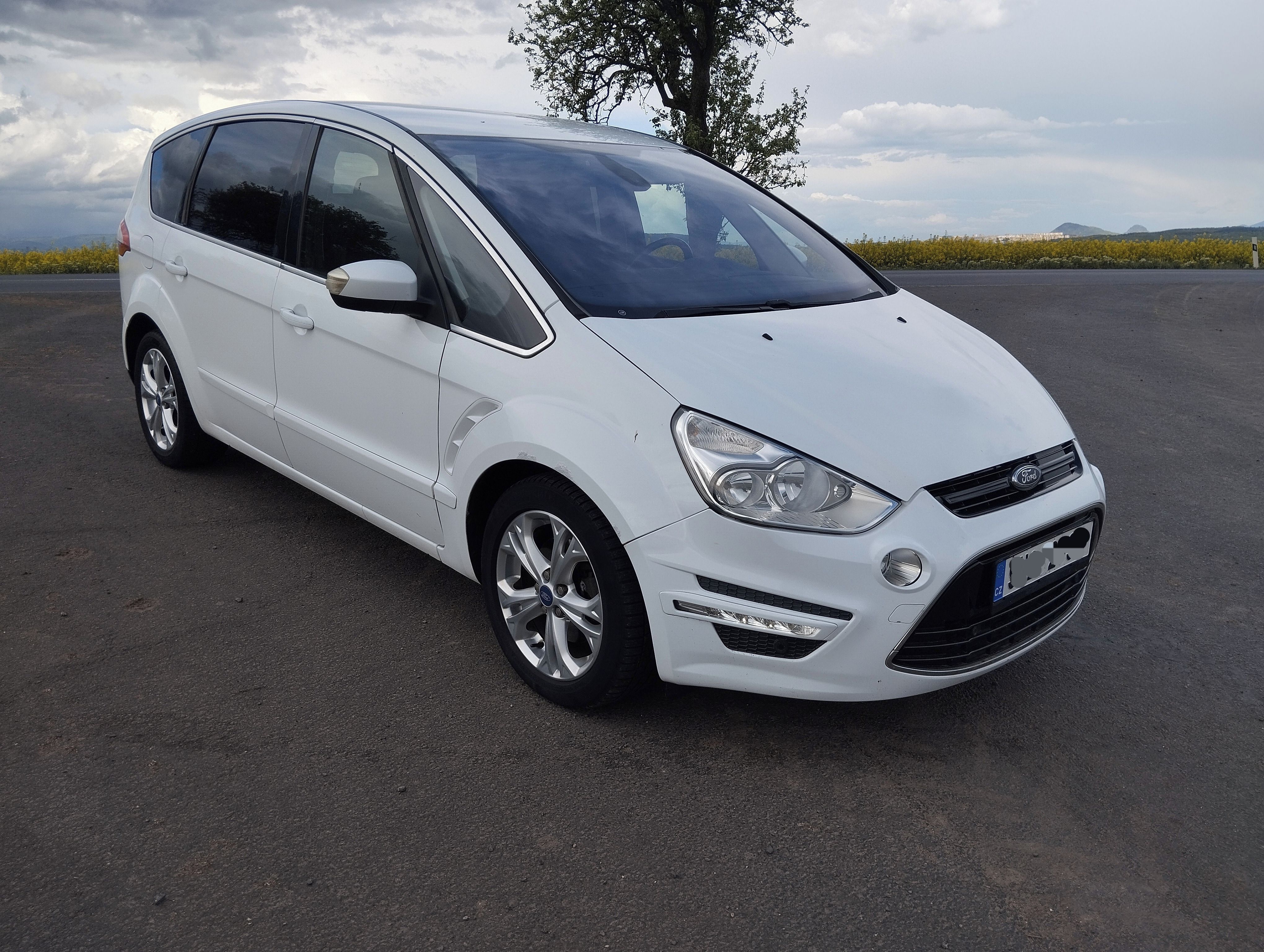 Ford S-MAX, 2,0 TDCi TITANIUM - fotka 3