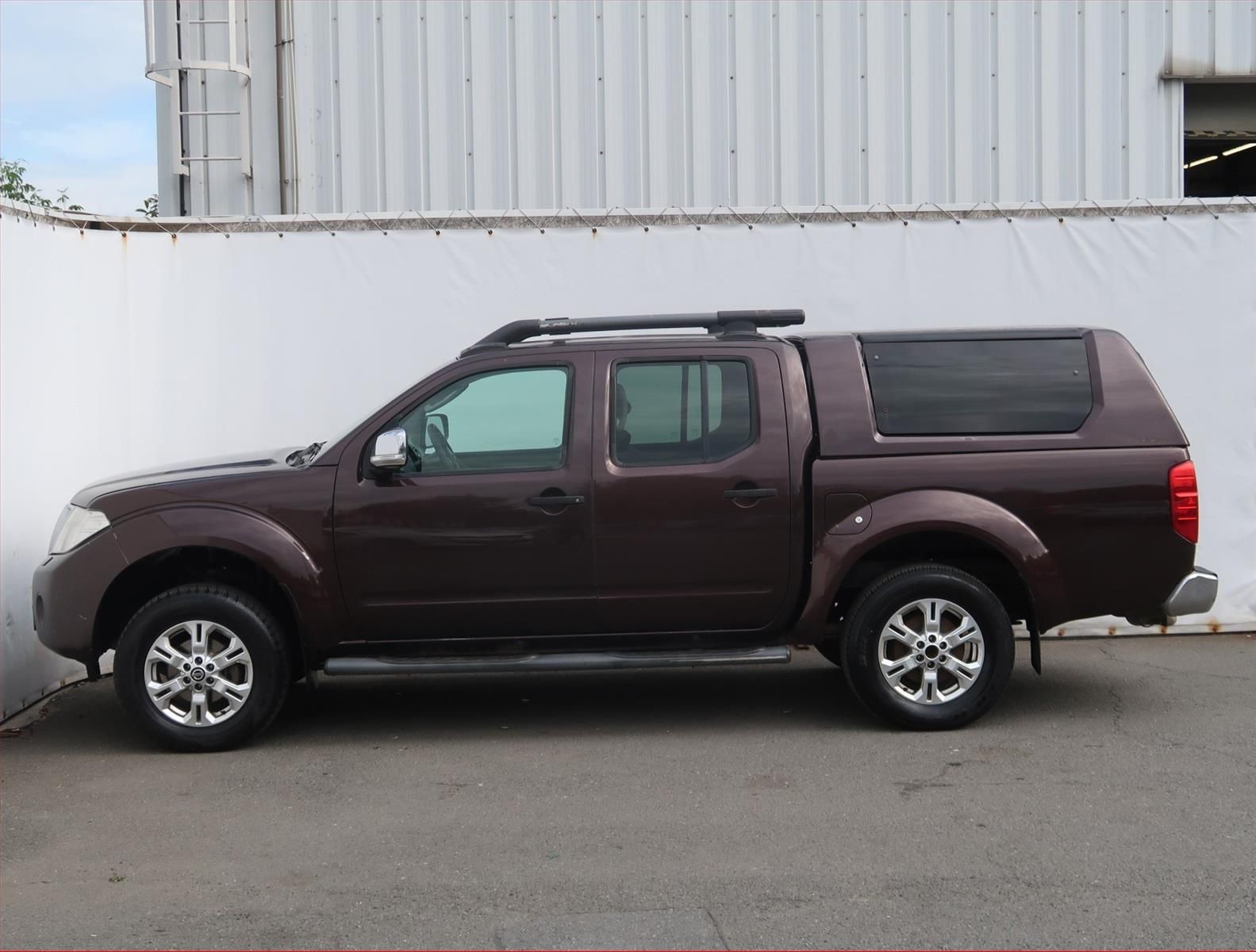 Nissan Navara, 2.5 D, 4X4 - fotka 3