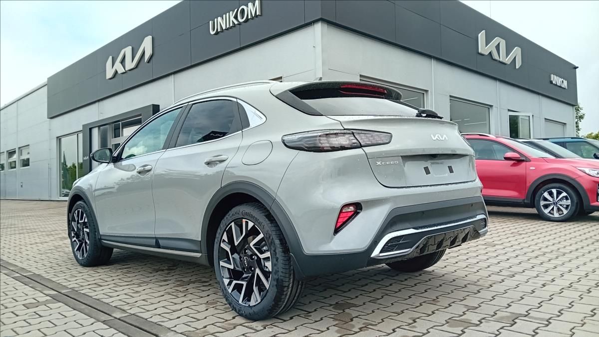 Kia XCee´d, 1,6 T-GDi GPF 7DCT STEEL EDIT. - fotka 6