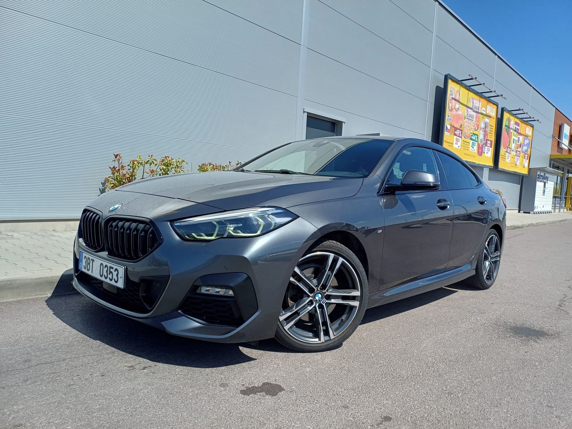 BMW Řada 2, 218 d M-Sport