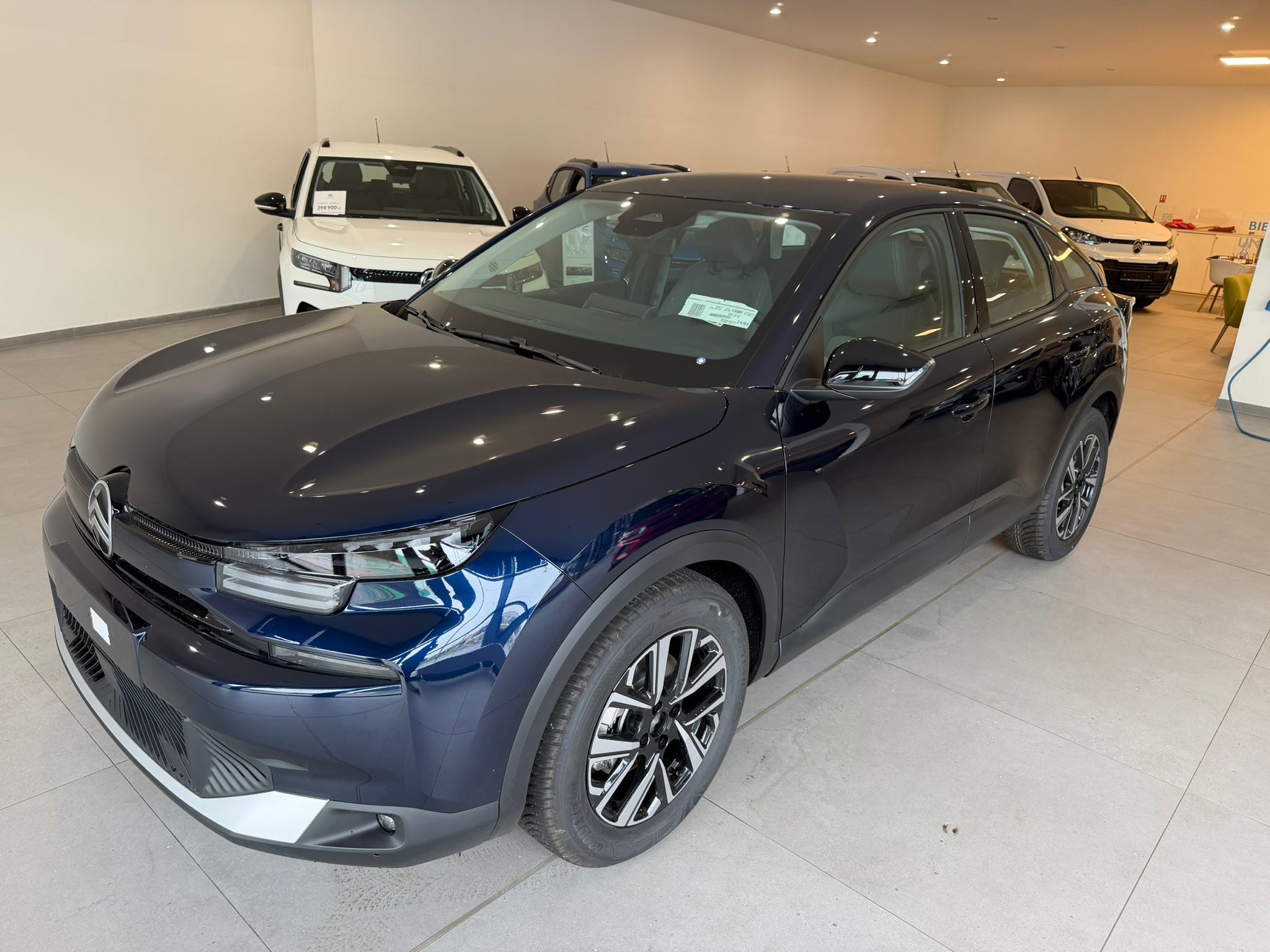 Citroën C4, PLUS Hybrid 145k Automatic