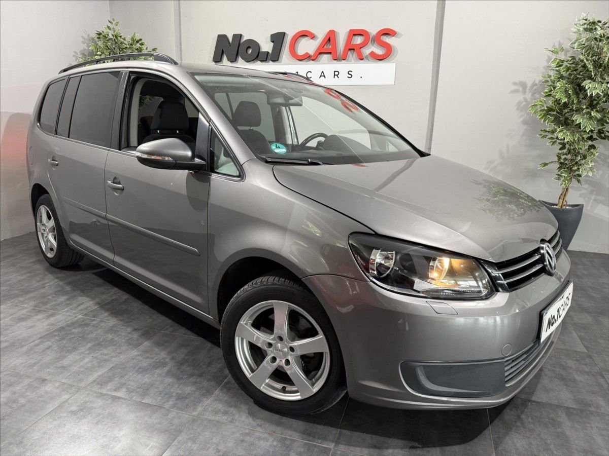 Volkswagen Touran, 1,6 TDI 77KW VÝHŘEV TAŽNÉ