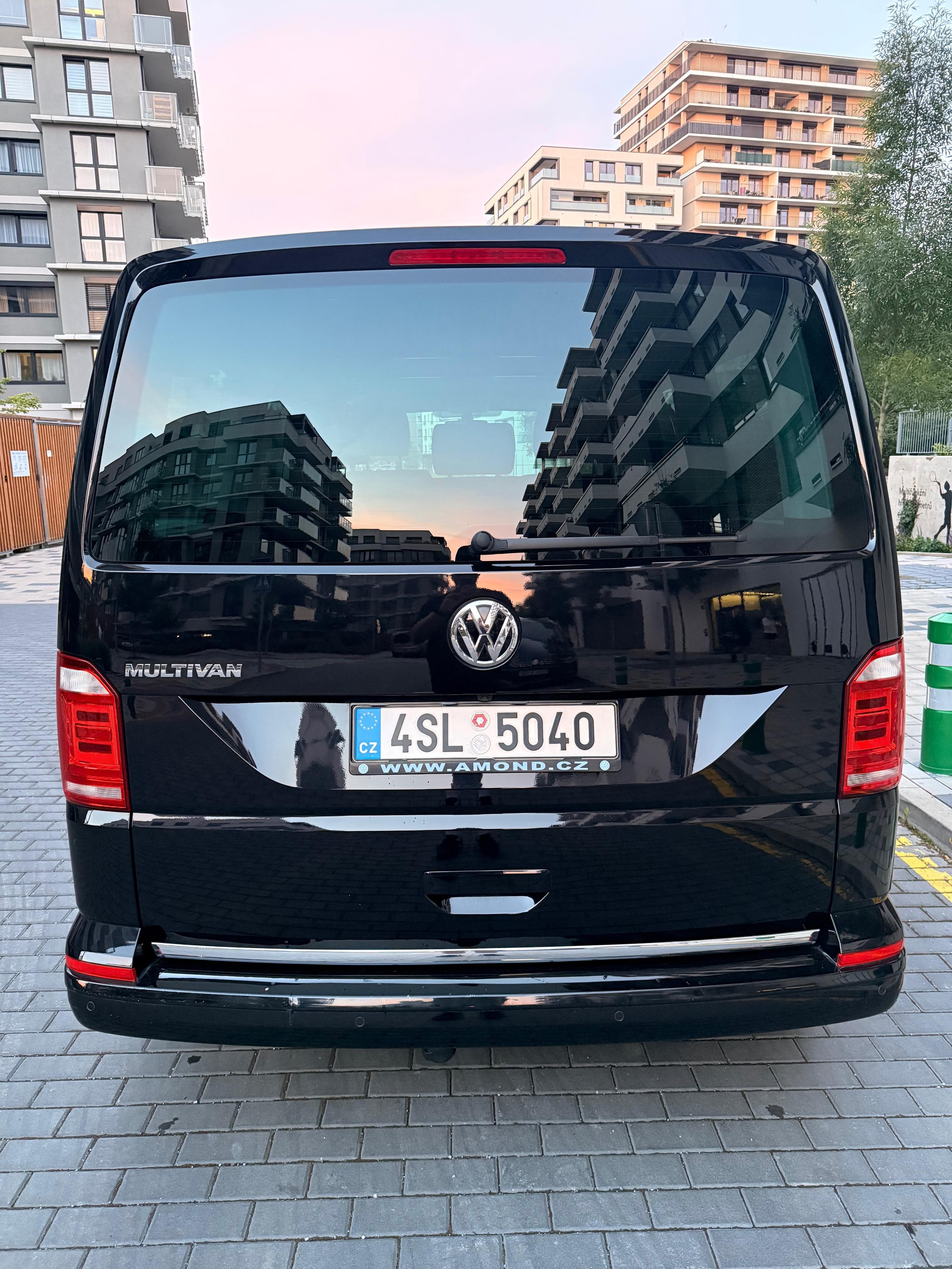 Volkswagen Multivan, Multivan T6 Highline - fotka 5