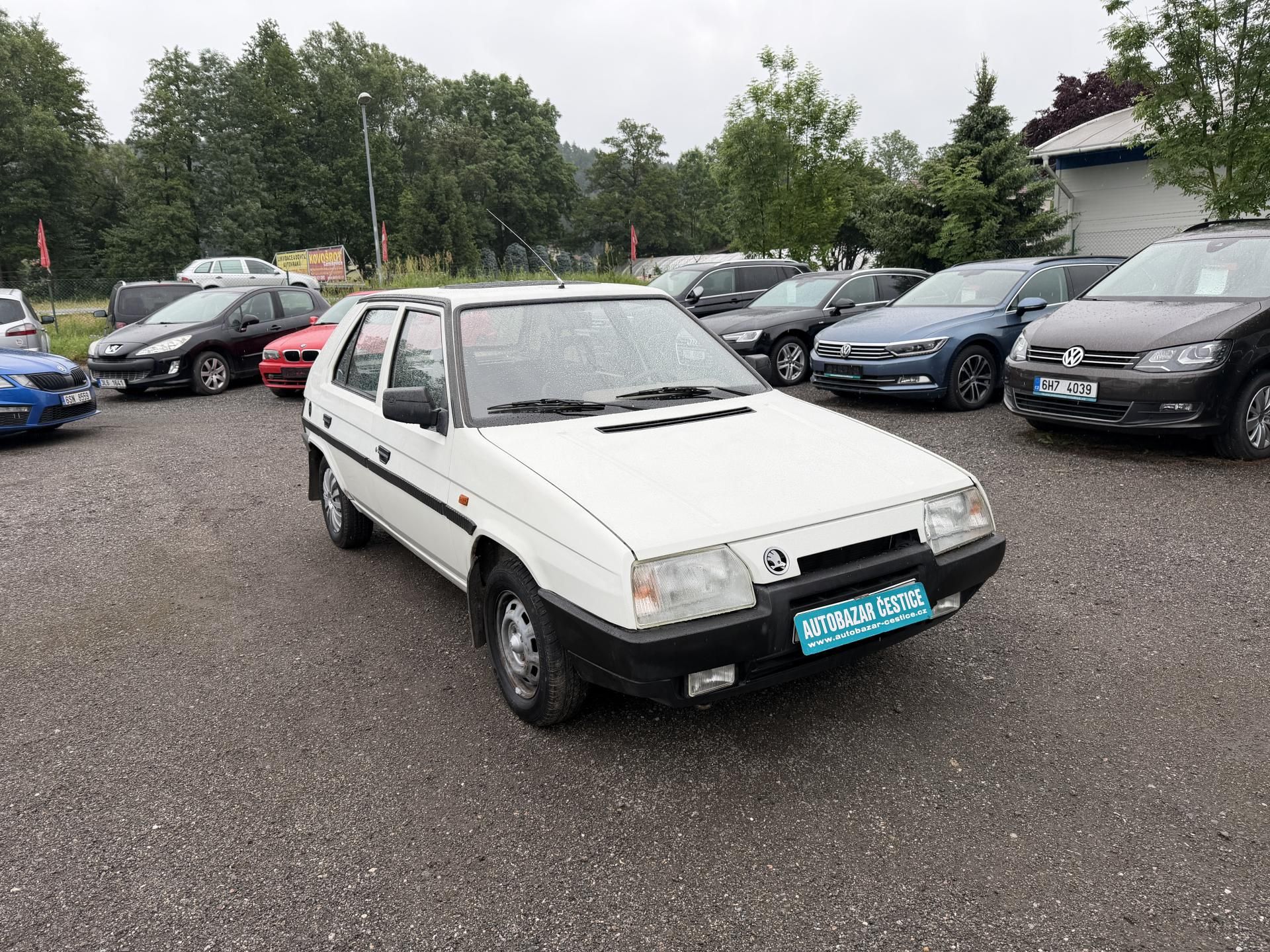 Škoda Favorit, 135L - fotka 4