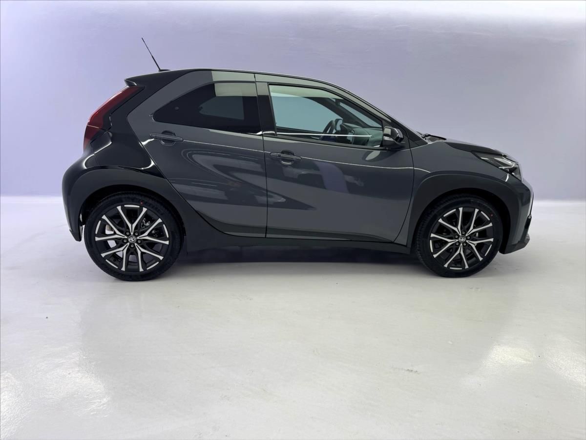 Toyota Aygo, 1,5   X GR Sport 2026 - fotka 3