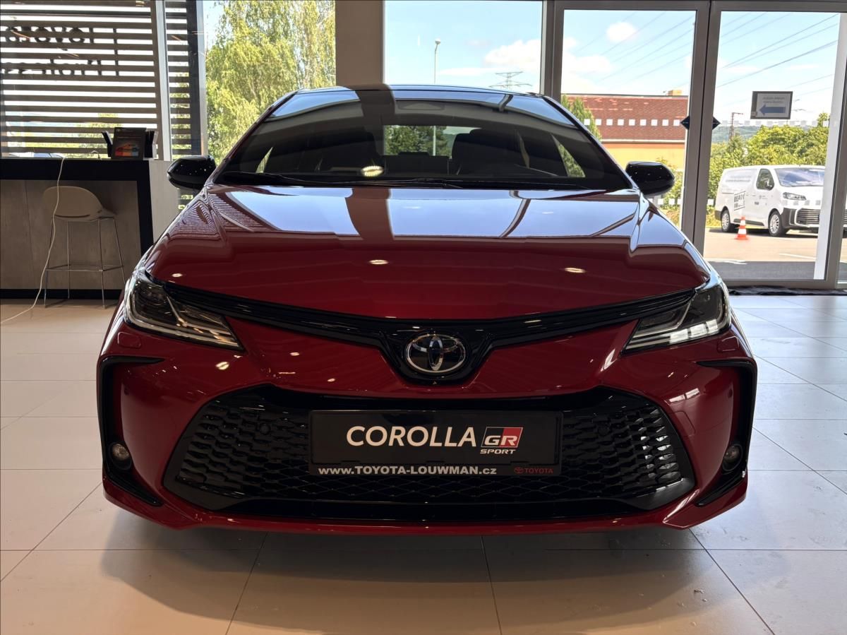 Toyota Corolla, 1,8   SD GR Sport HEV - fotka 2