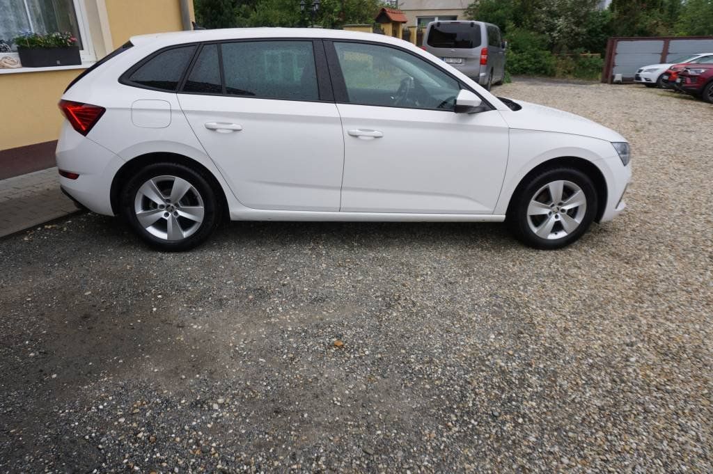 Škoda Scala, 1,0  1,MAJ NOVÉ V ČR 81 KW - fotka 3