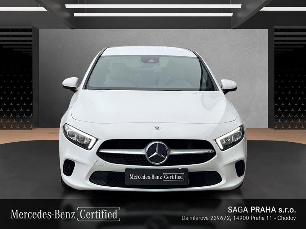 Mercedes-Benz Třídy A, A 200 sedan - fotka 2