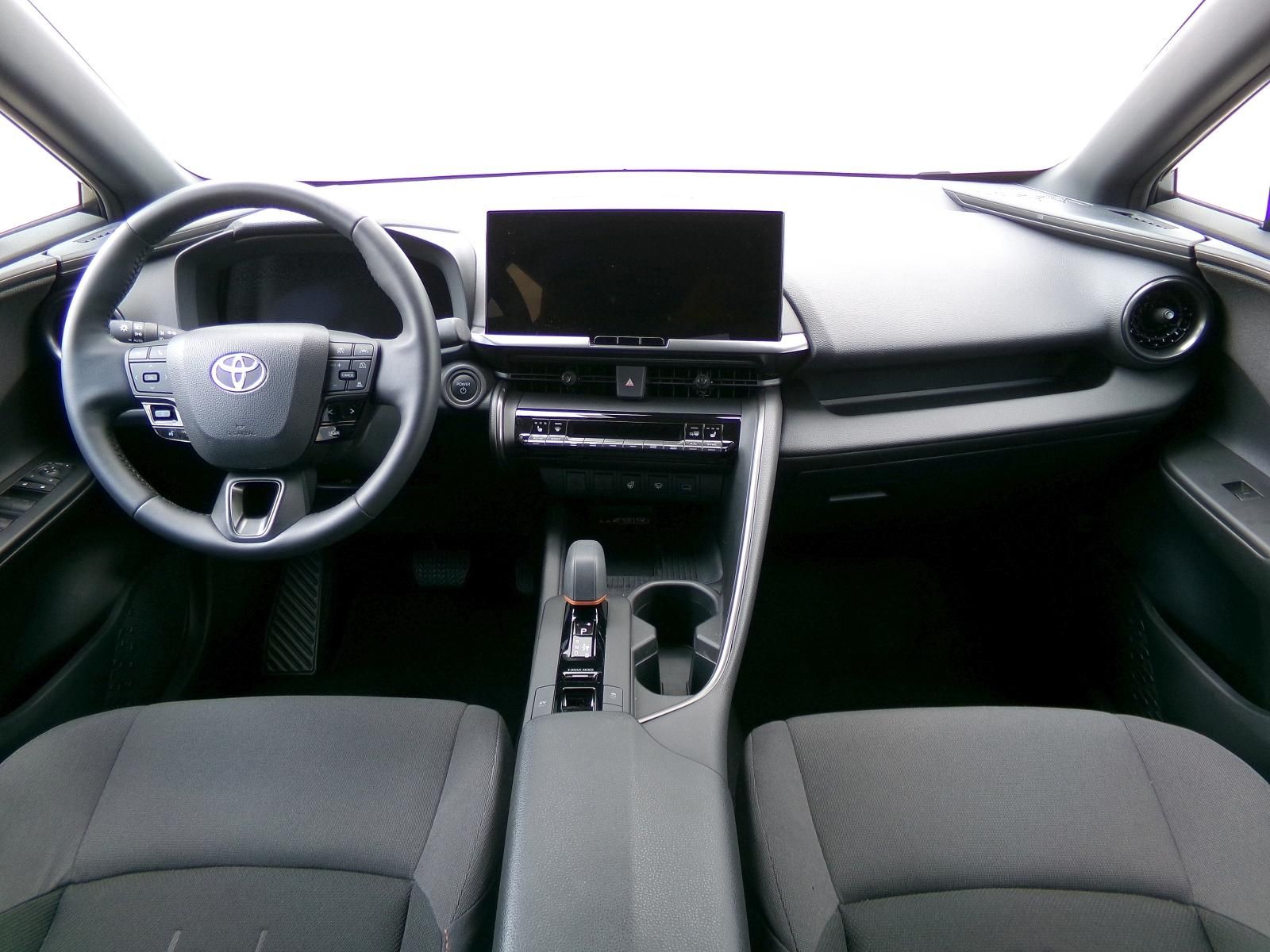 Toyota C-HR, STYLE 1,8 HYBRID 90kW - fotka 2