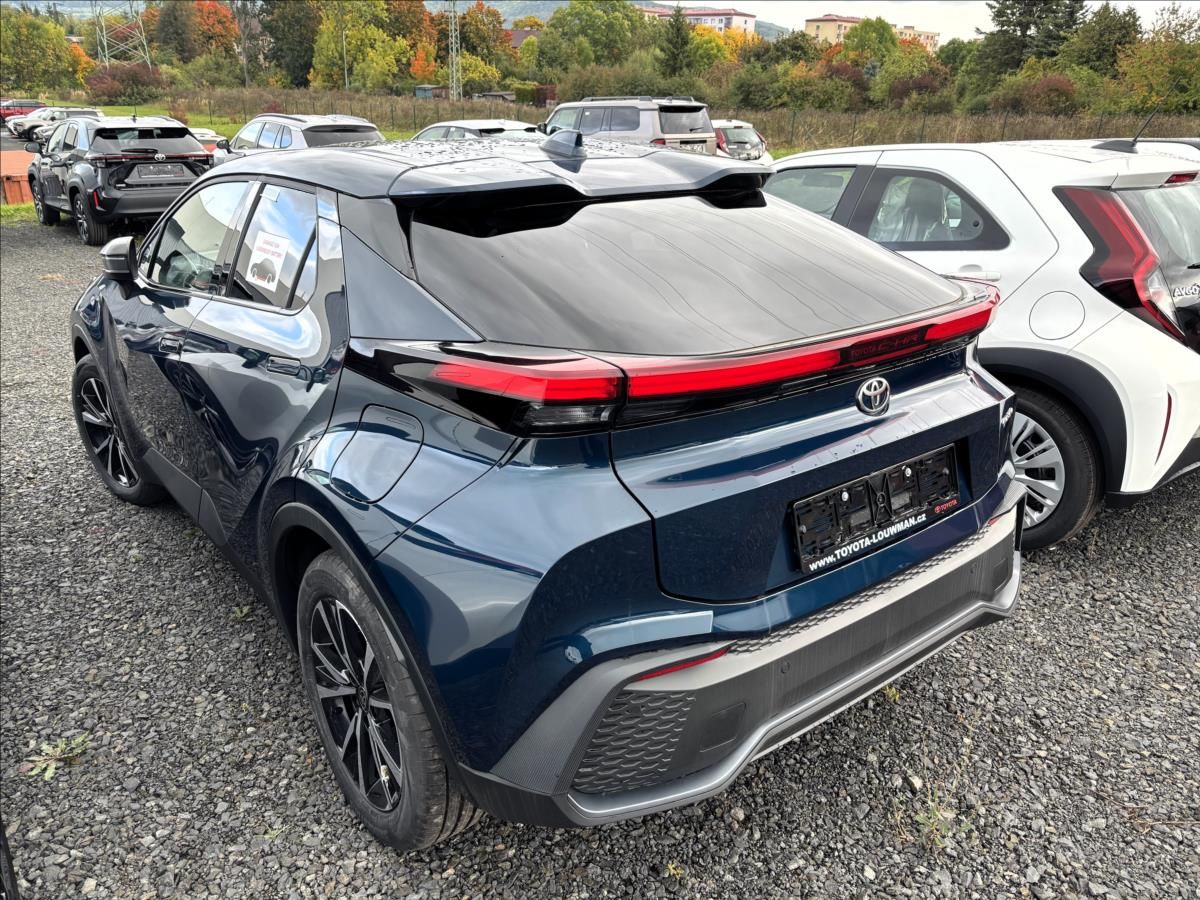 Toyota C-HR, 1,8   Style HEV CVT - fotka 4