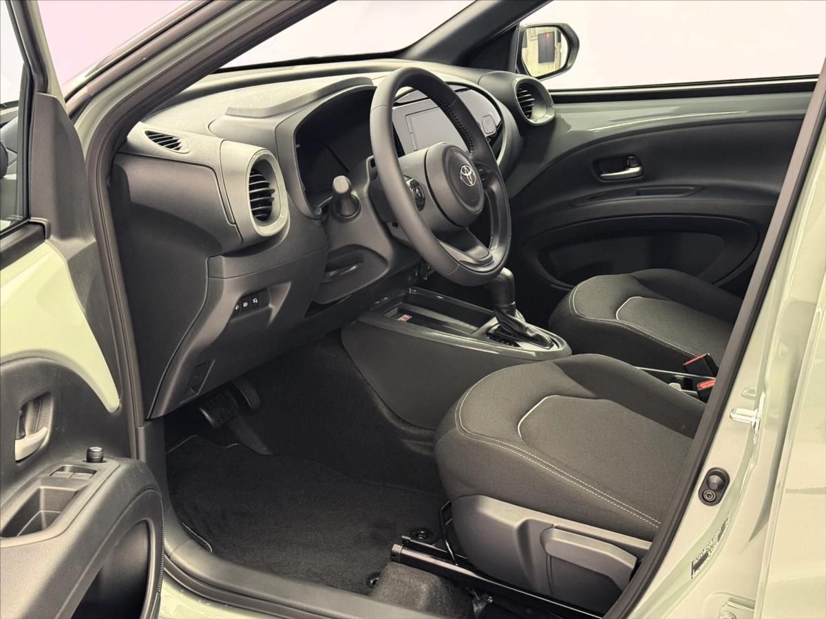 Toyota Aygo, 1,5   X Style 2026 - fotka 6