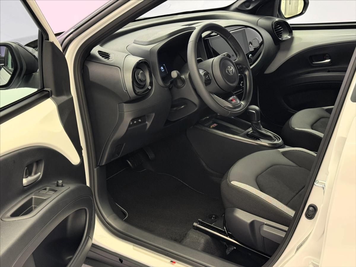 Toyota Aygo, 1,5   X GR Sport 2026 - fotka 6