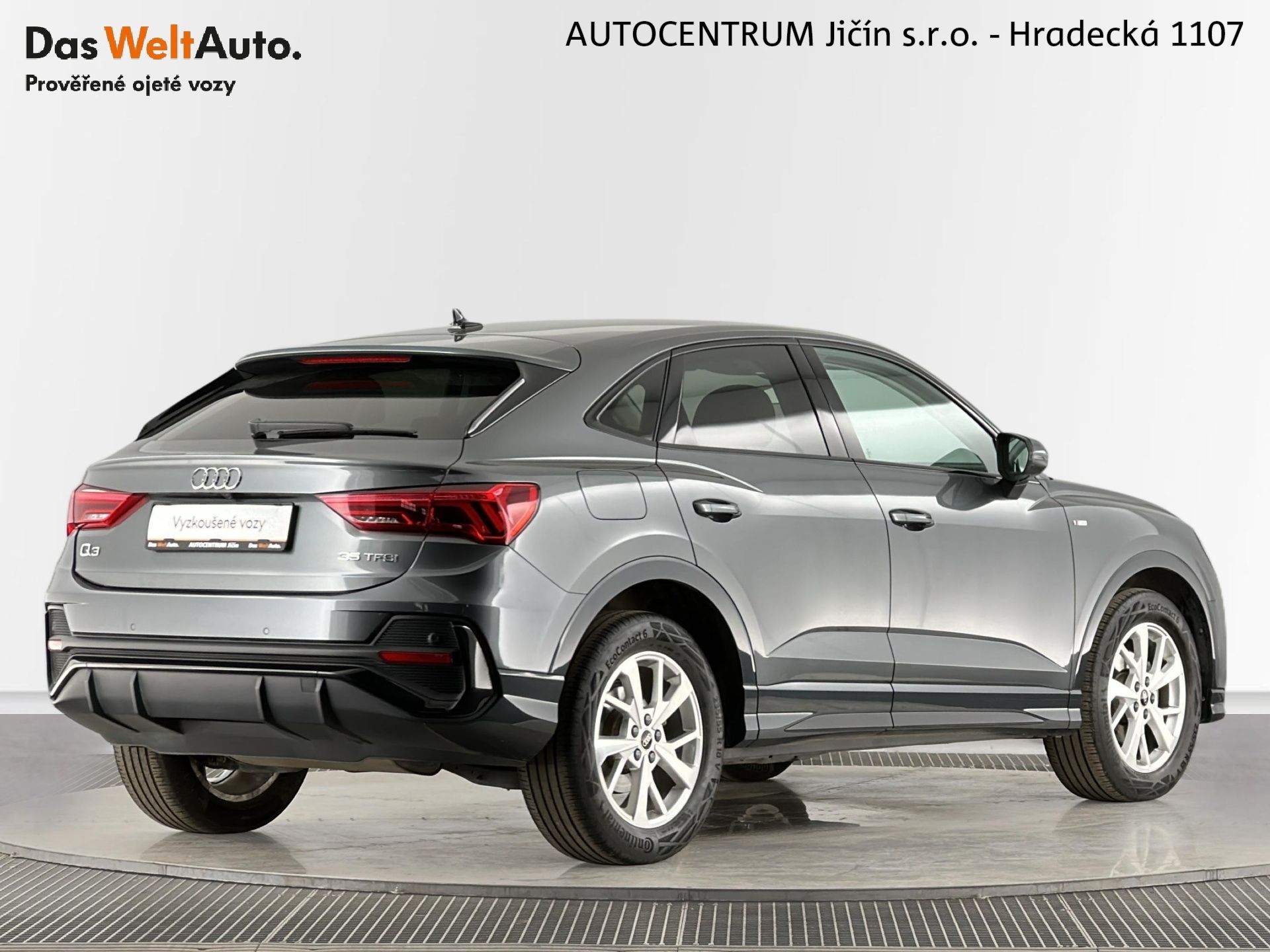 Audi Q3, Sportback S-Line 1.5 TSI 110kW - fotka 2