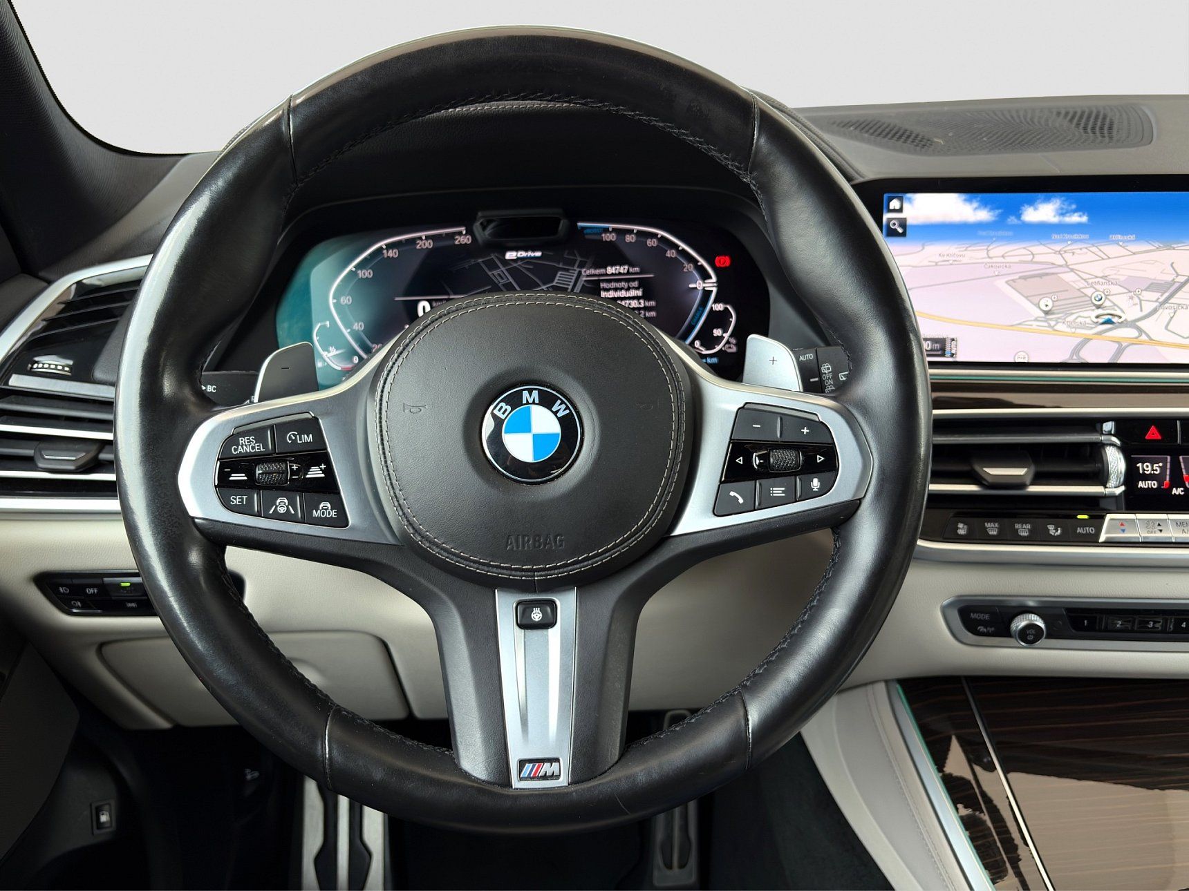 BMW X5, xDrive45e, SAV/SUV - fotka 6