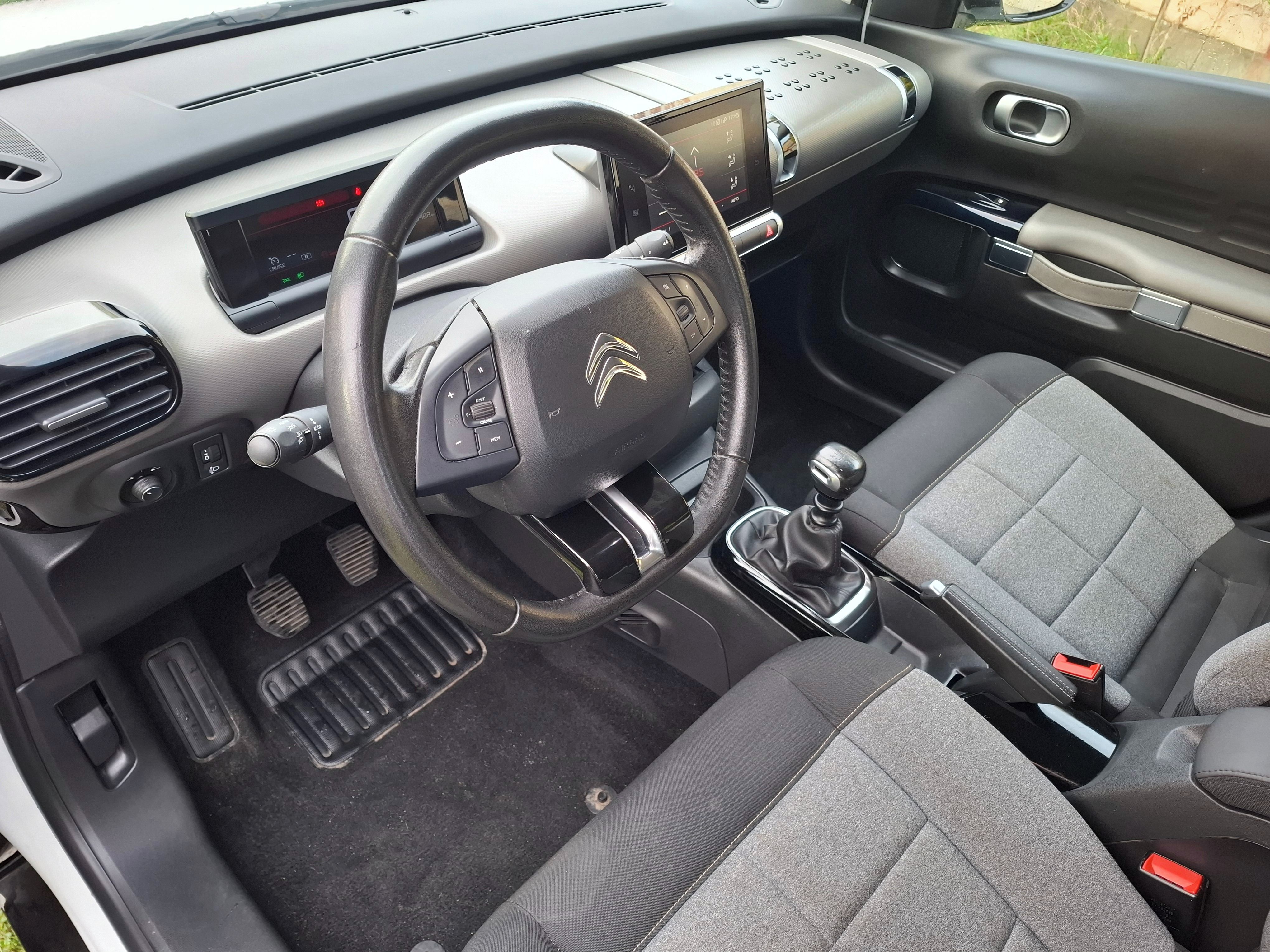 Citroën C4, Citroën C4 Cactus 1.2 PT Origi - fotka 5