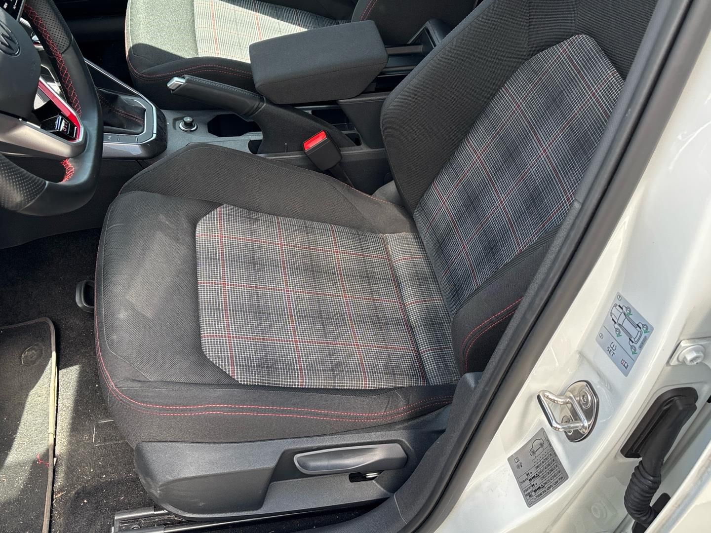 Volkswagen Polo, 2.0 TSI / 152 kW GTI DSG - fotka 5
