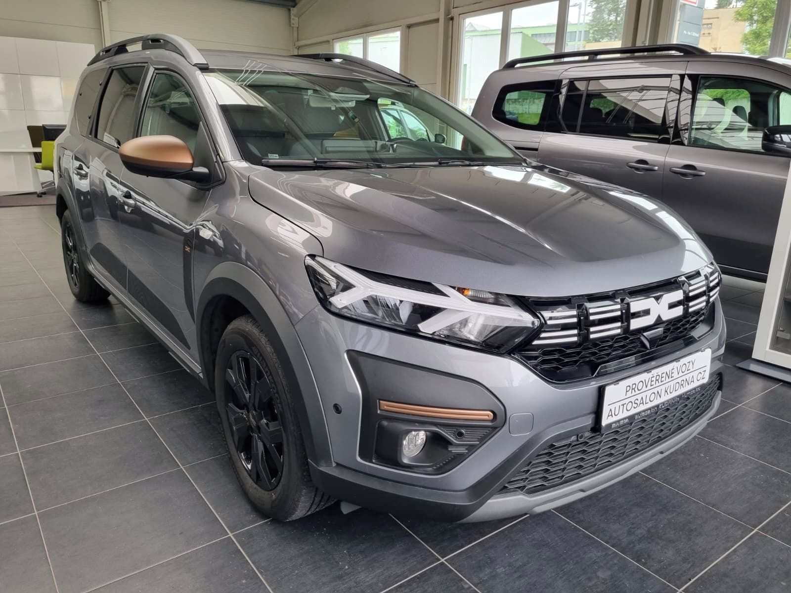 Dacia Jogger, Extreme Eco-G 100 7 míst vč TZ