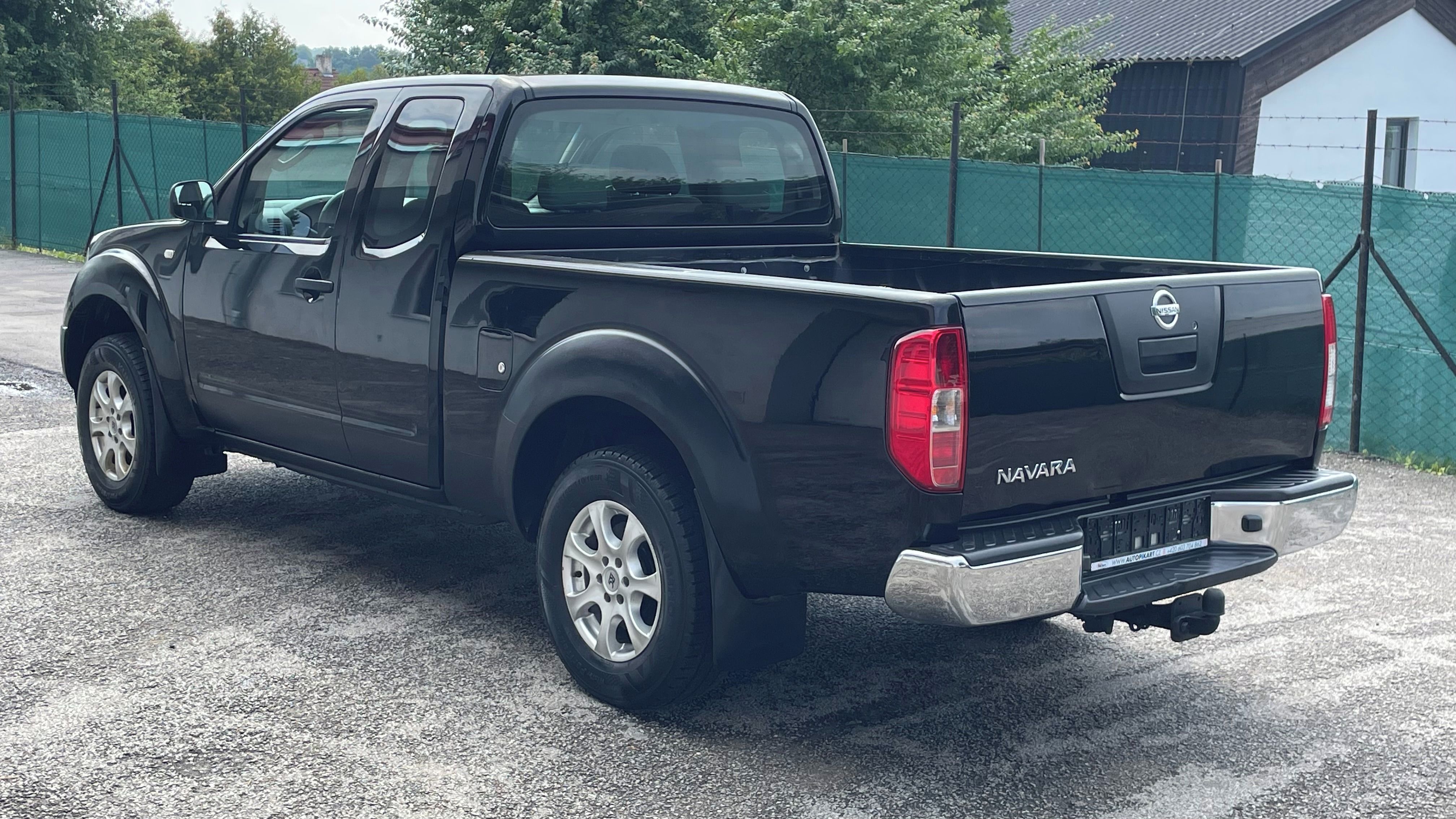 Nissan Navara, 2,5dci 128kW - fotka 5