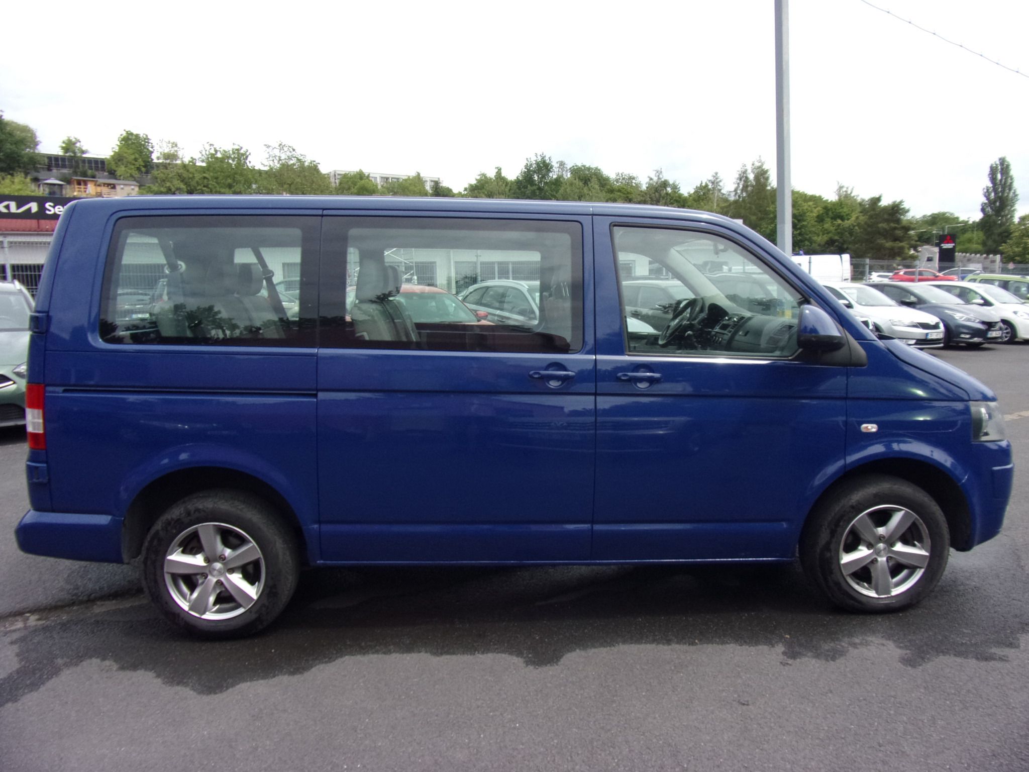 Volkswagen Transporter, 2,0 TDI 9míst - fotka 2