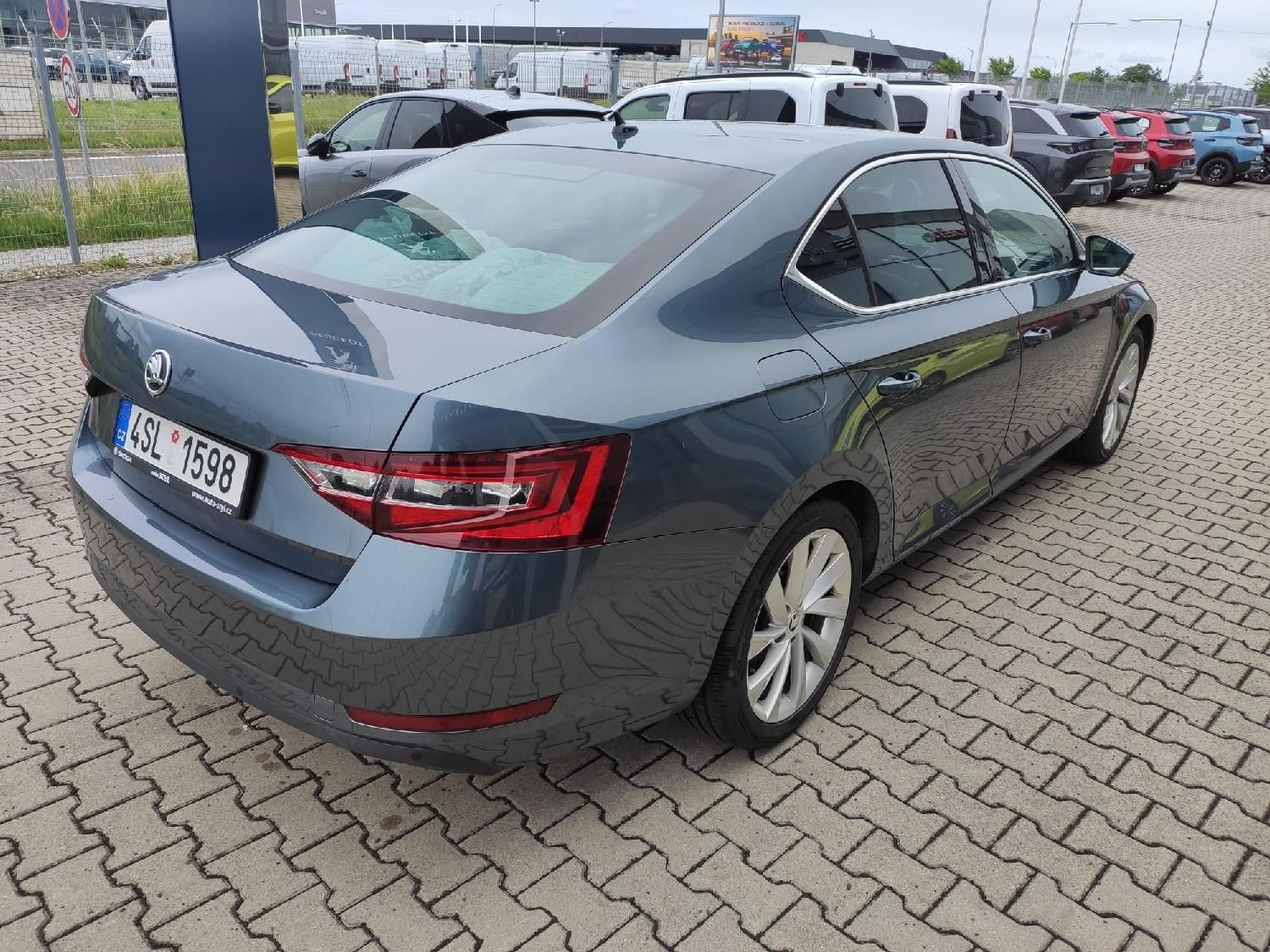 Škoda Superb, 2.0 TDI 140kW 4x4 TZ 1.majitel - fotka 3