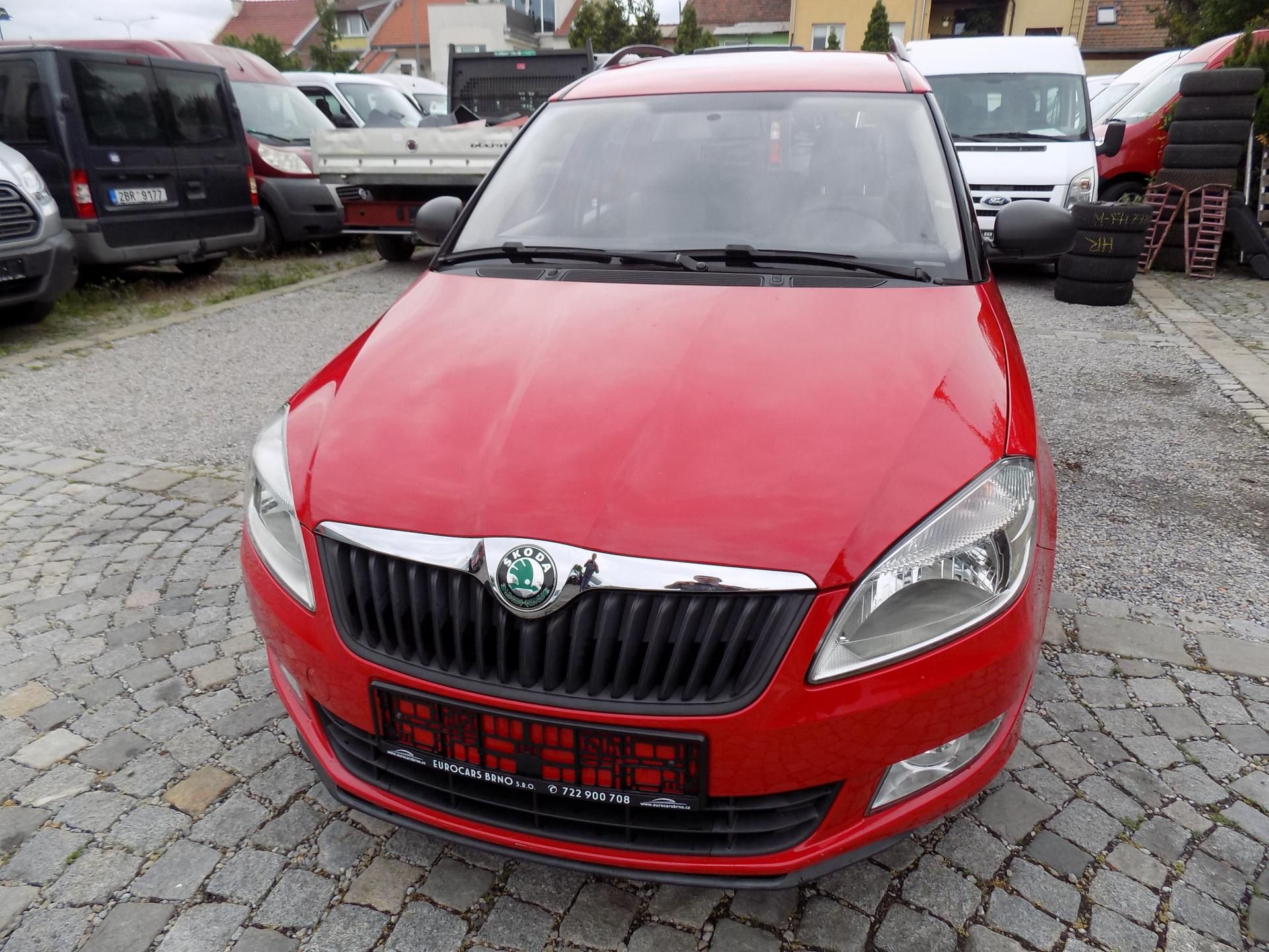 Škoda Roomster, 1,2 TSI 63 KW KLIMA 1.MAJITEL - fotka 3