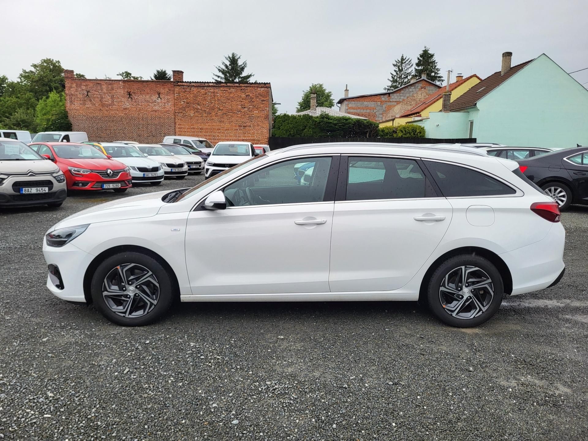Hyundai i30, WG 1.5 T-GDI 118kW SMART *ČR - fotka 2