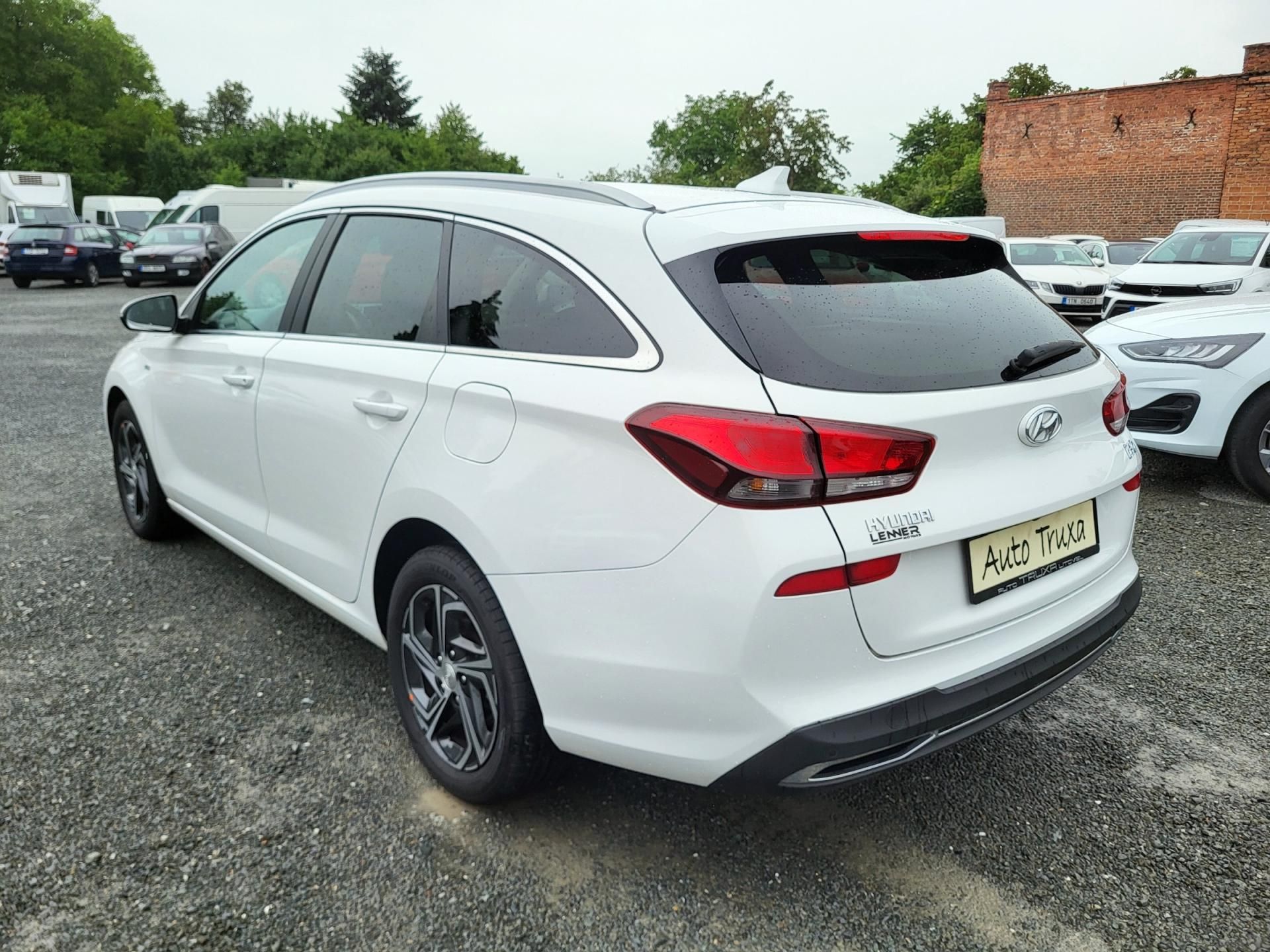 Hyundai i30, WG 1.5 T-GDI 118kW SMART *ČR - fotka 3