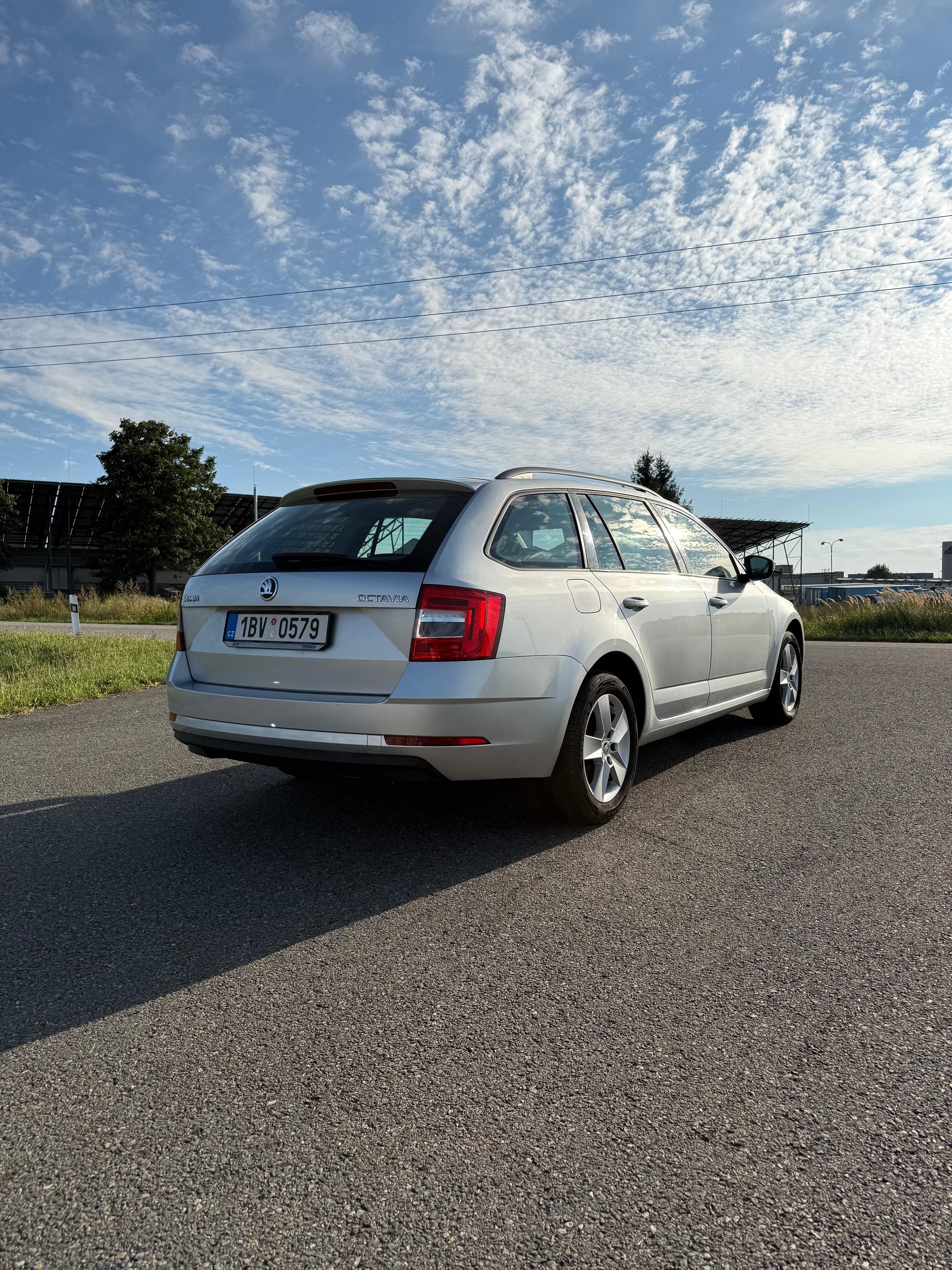 Škoda Octavia, Servisní historie - fotka 4