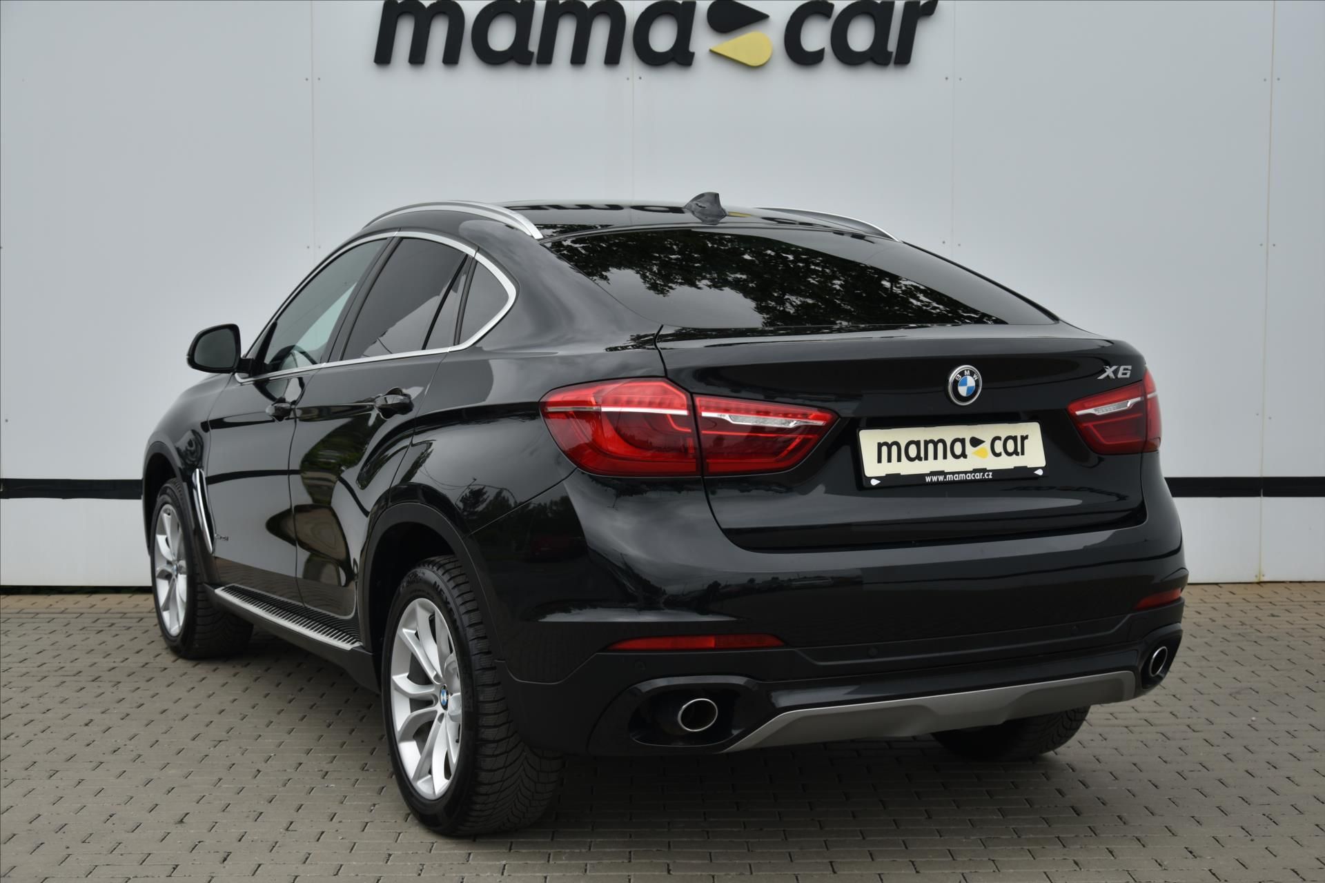 BMW X6, xDrive 30d 190kW ČR - fotka 5