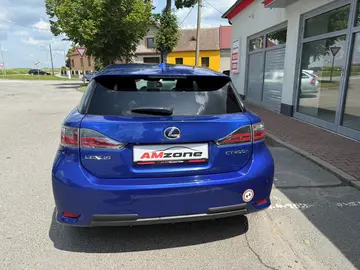 Auto 4