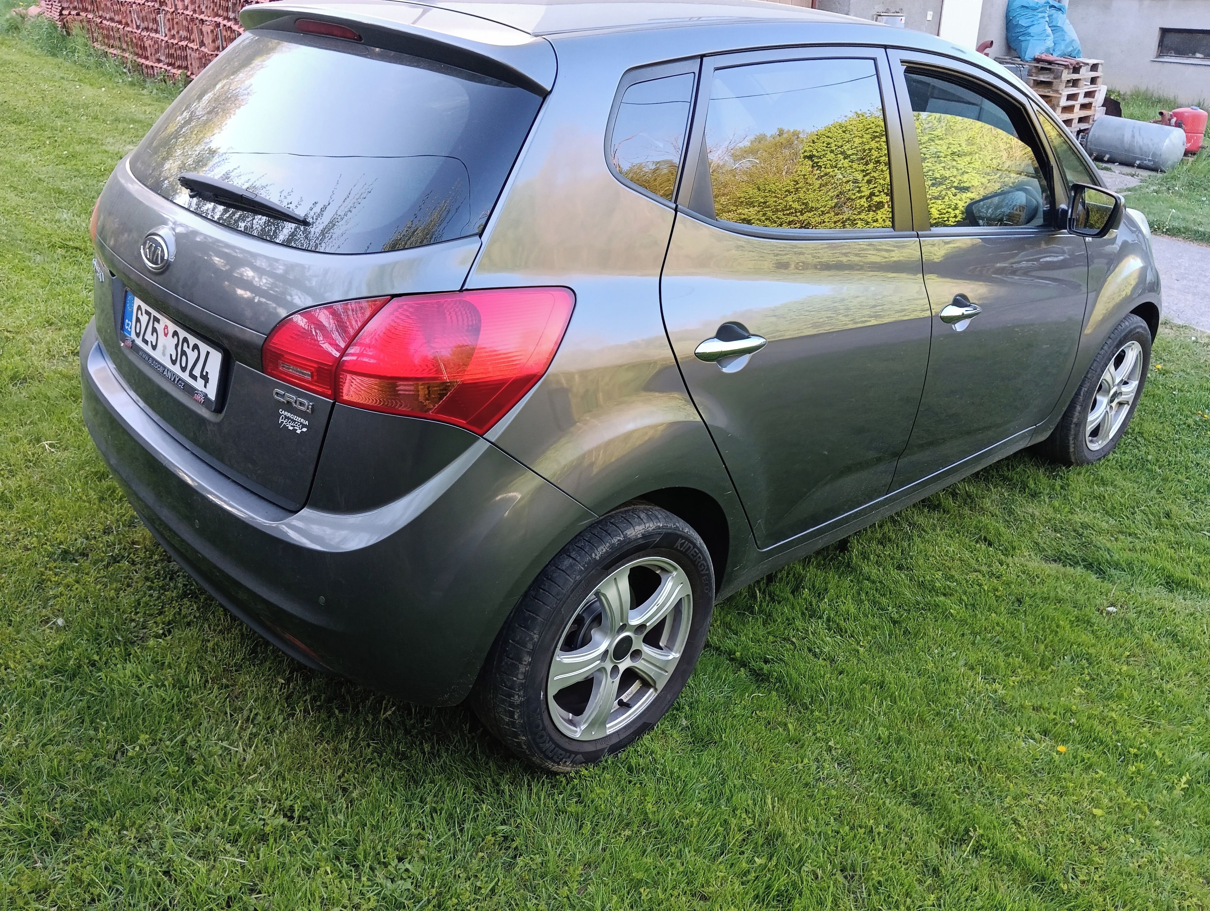 Kia Venga, Kia Venga 1,6 CRDI - fotka 2