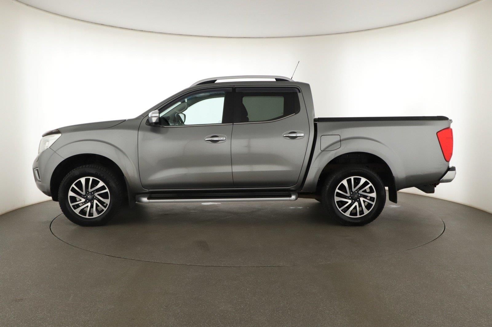 Nissan Navara, 2.3 dCi, 4X4, Automat, Navi - fotka 3