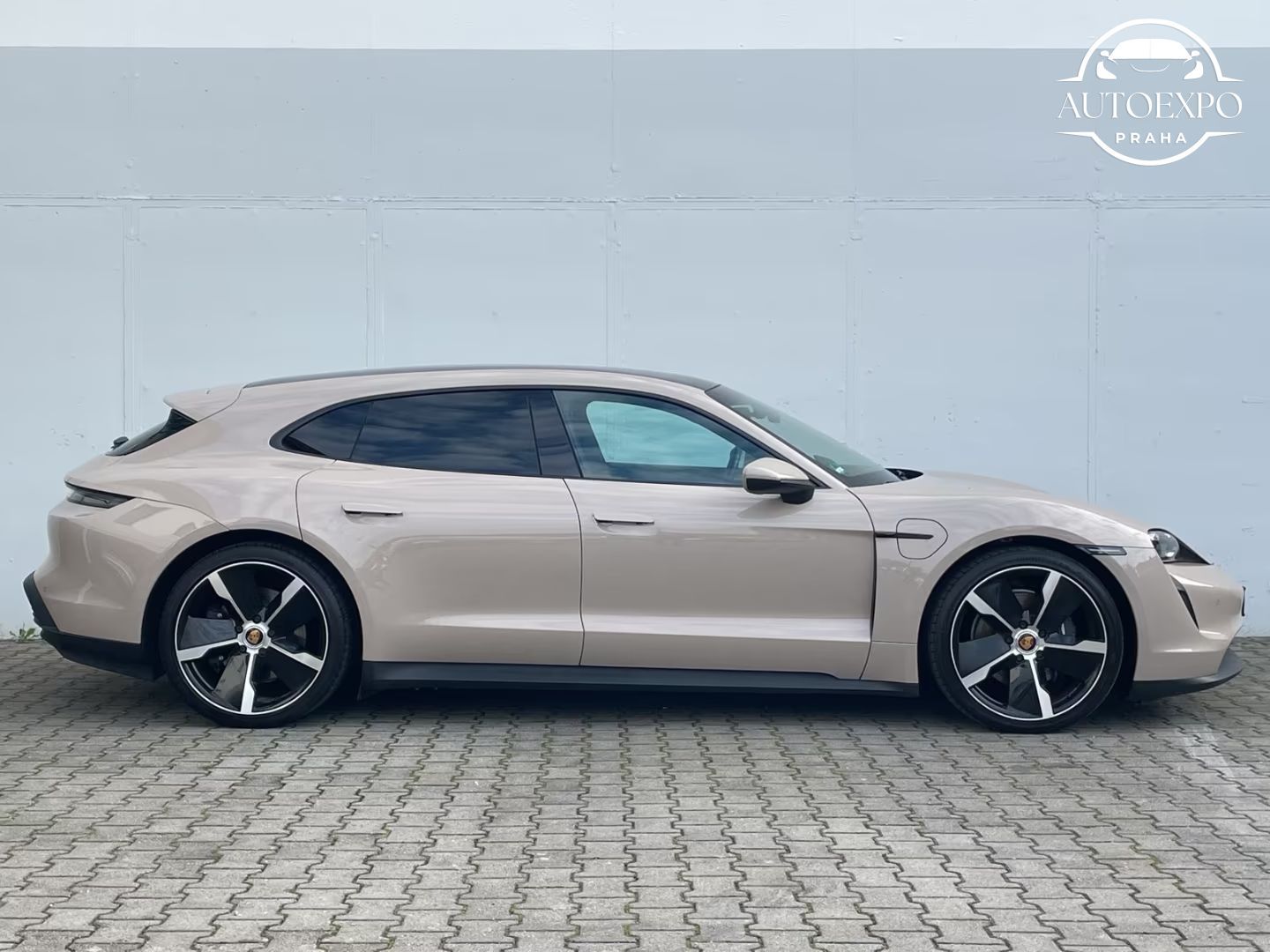 Porsche Taycan, Sport Turismo Plus - fotka 5