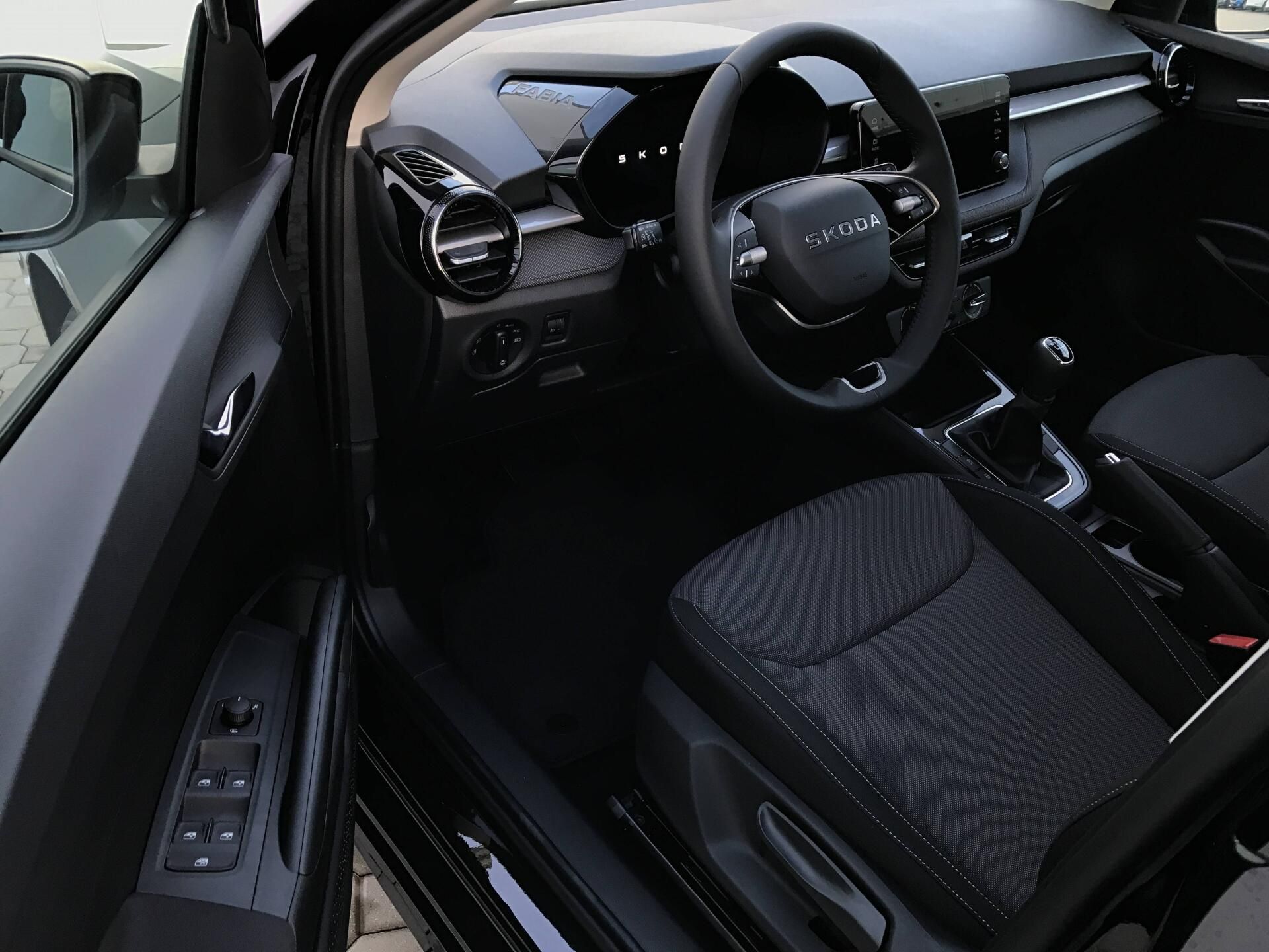 Škoda Fabia, Classic 5MP 1,0TSI - fotka 3