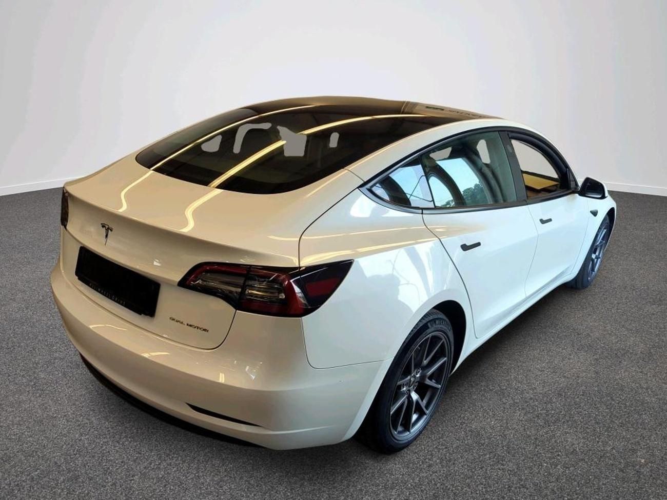 Tesla Model 3, LONG RANE DUAL MOTOR SOH 90% - fotka 4