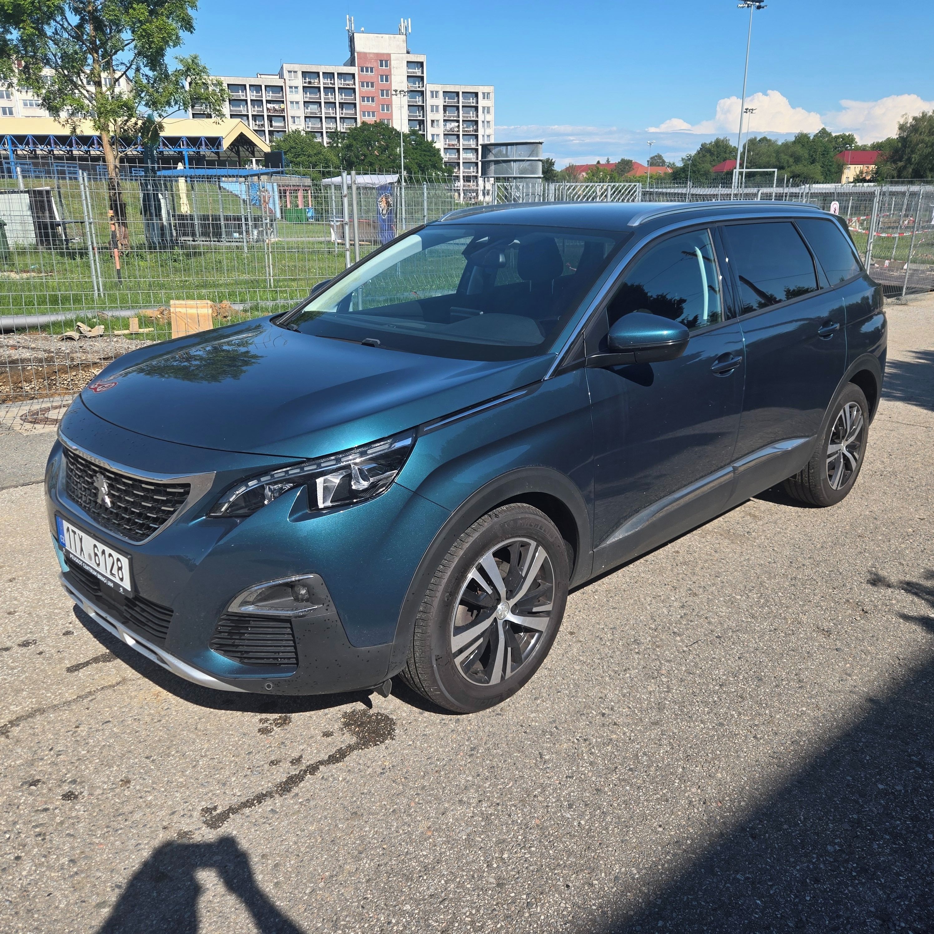 Peugeot 5008, ALLURE, 1.2 PureTech 130 S&S - fotka 2