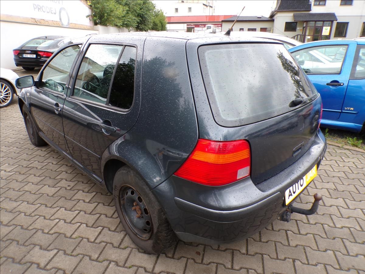 Volkswagen Golf, 1,6 16V  TAŽNÉ ZAŘÍZENÍ - fotka 4