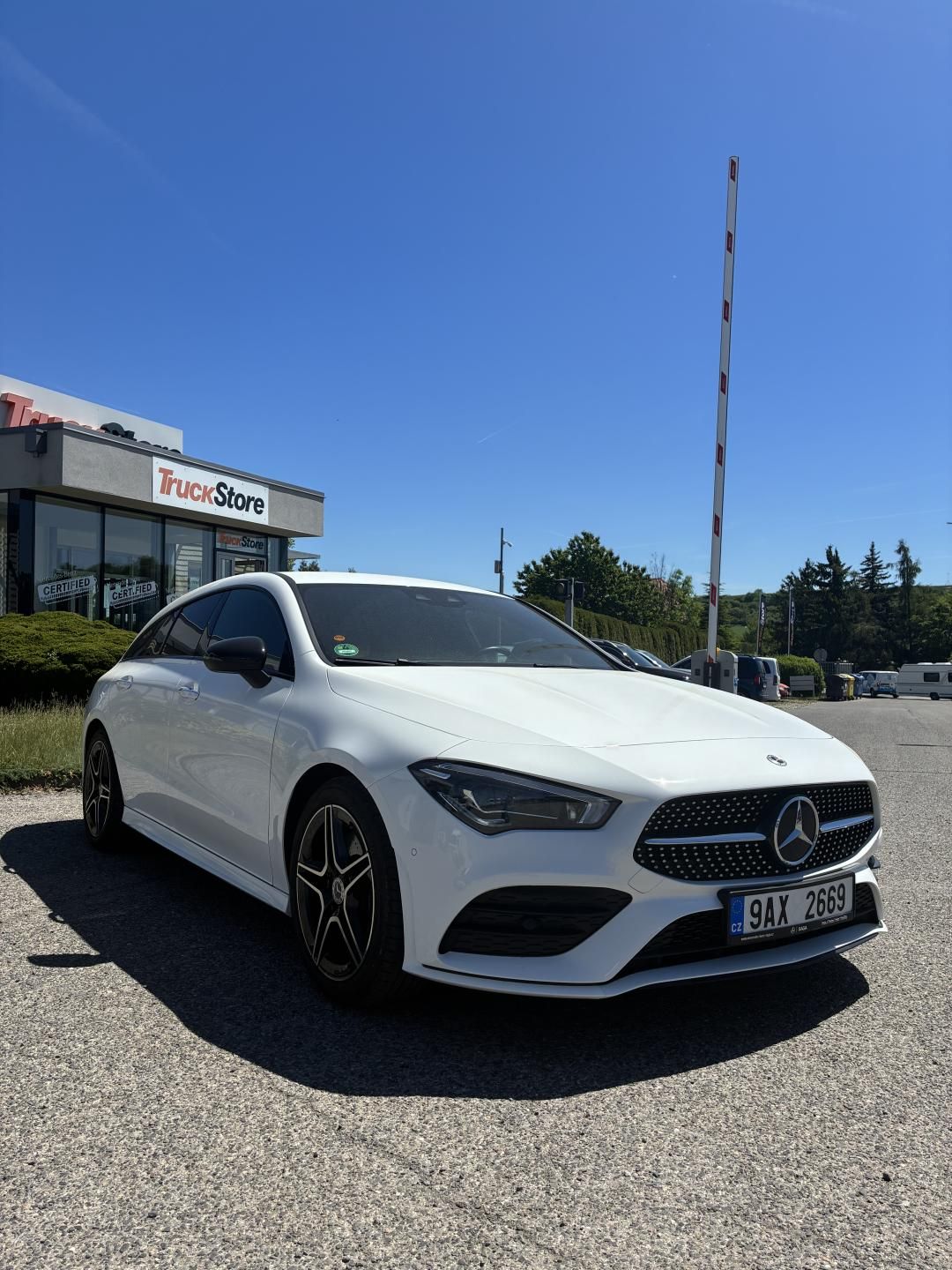 Mercedes-Benz CLA, 200 shooting brake - fotka 2
