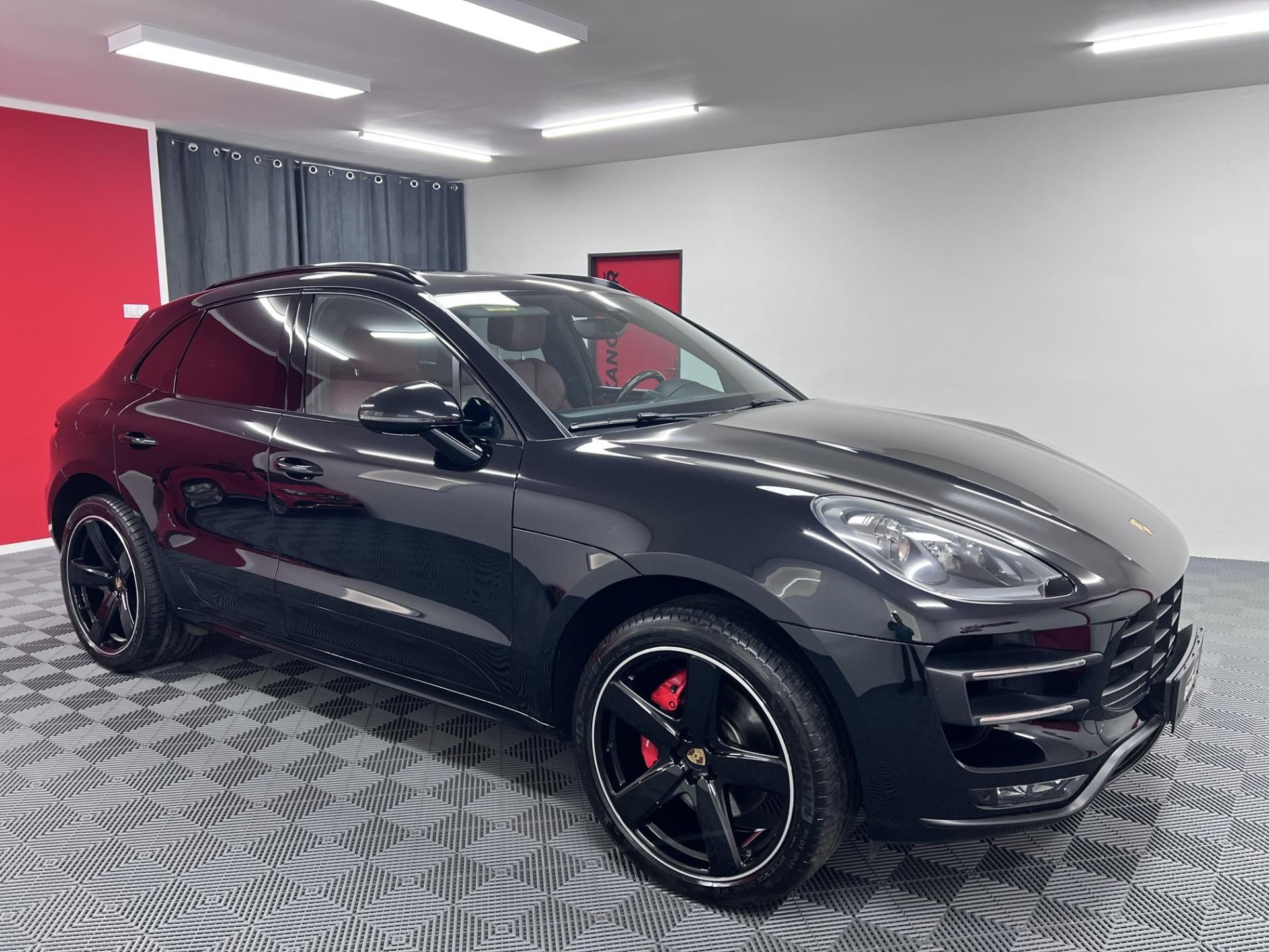 Porsche Macan, Turbo 3,6 294 kW původ ČR - fotka 4