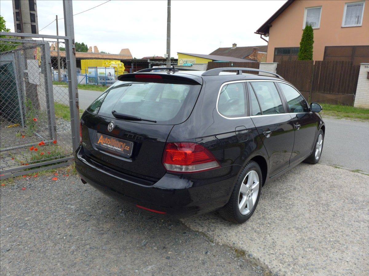 Volkswagen Golf, 1,2 TSI  DIGI AC, PDC, SERVIS - fotka 6