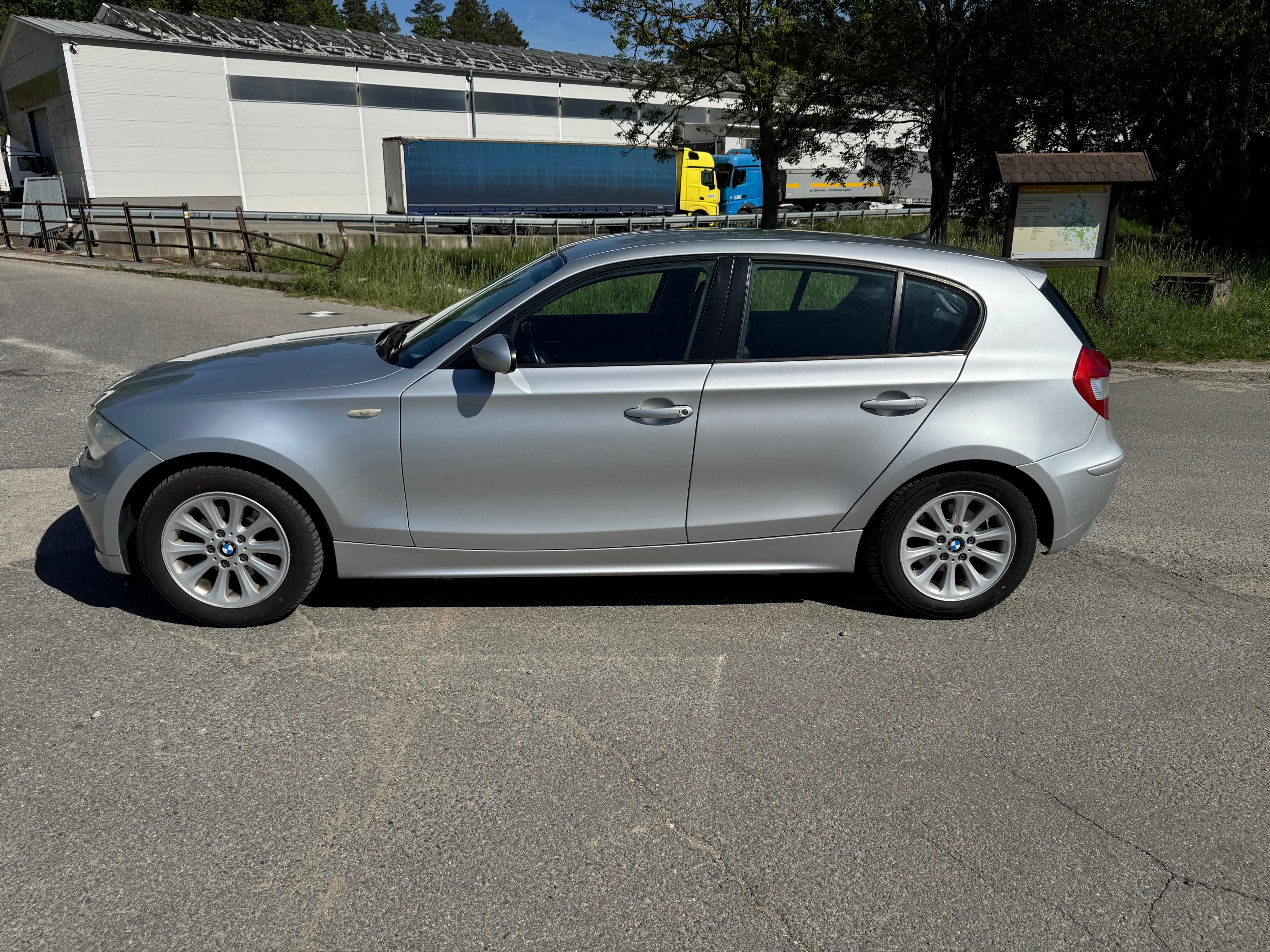 BMW Řada 1, 1.6 - fotka 5