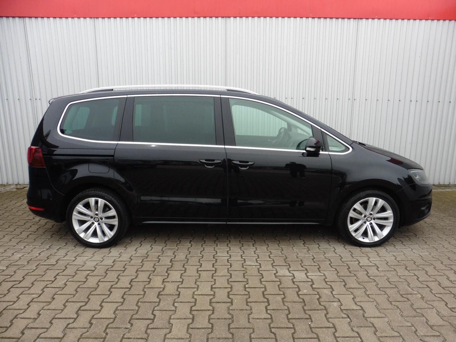 Seat Alhambra, 2.0 TDi Xcellence Navi 7.mist. - fotka 4