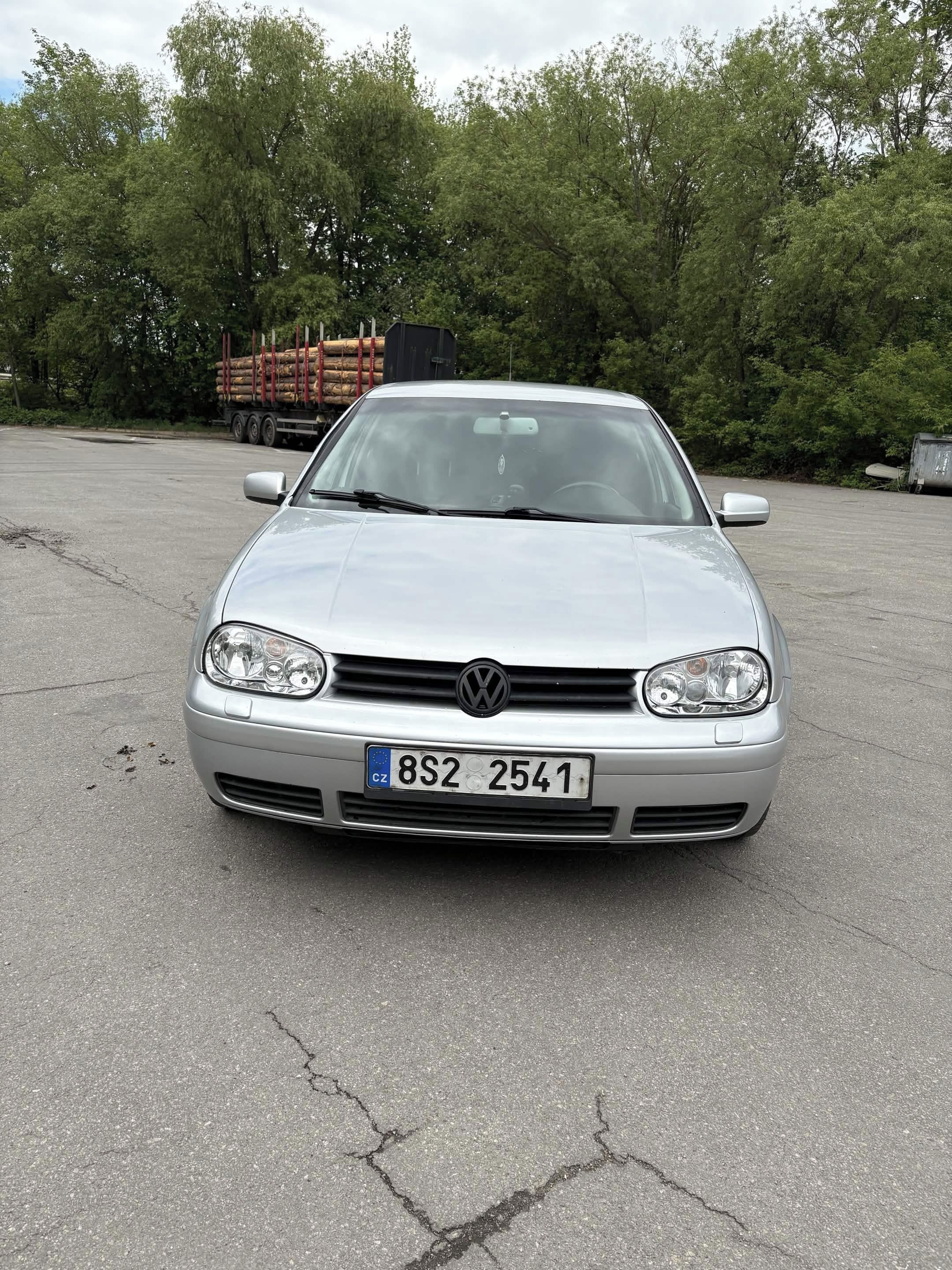 Volkswagen Golf, 1.9 TDI 74 KW - fotka 3