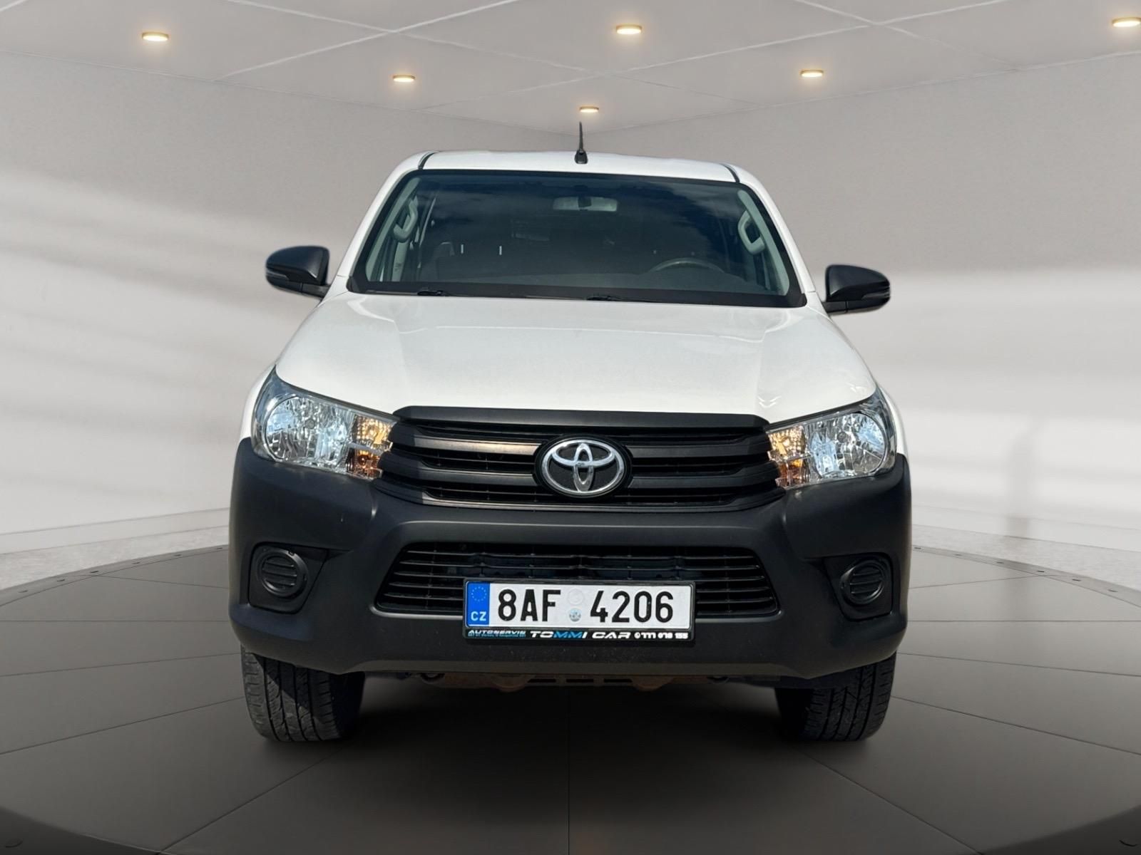 Toyota Hilux, LIVE DC 2.4D 110kW 4x4 TAŽNÉ - fotka 2